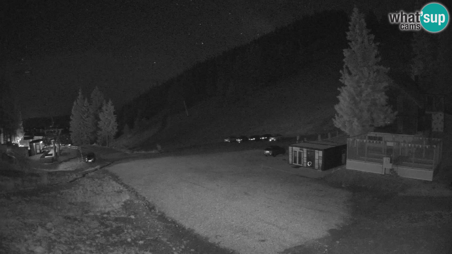 Spletna kamera smučišča GOLTE v živo – pogled na Medvedjak