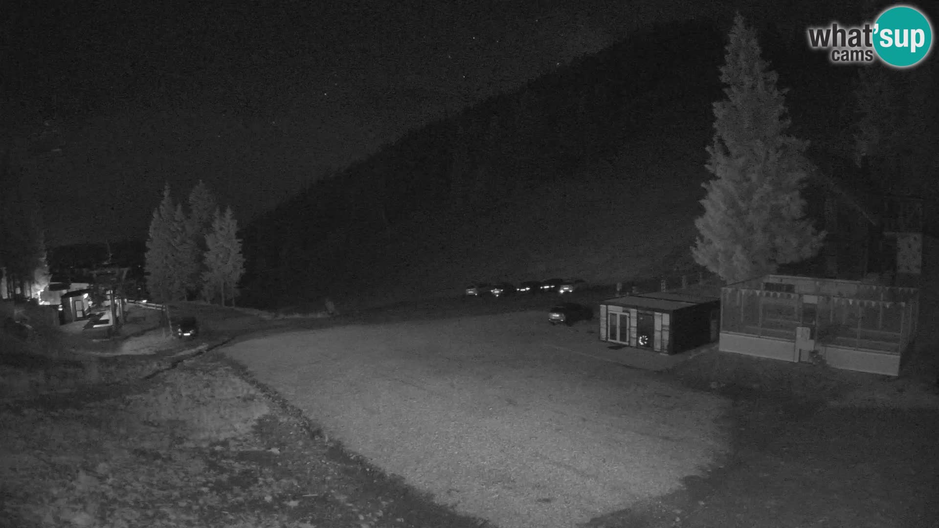 Spletna kamera smučišča GOLTE v živo – pogled na Medvedjak