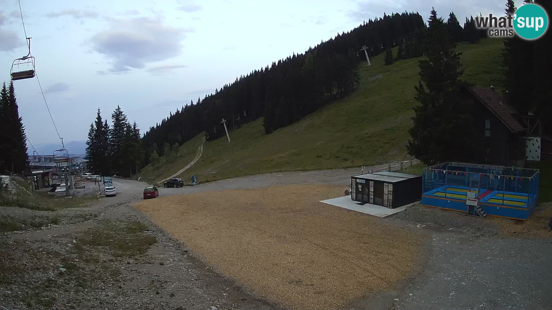 GOLTE skijalište web kamera – pogled na Medvedjak – Slovenija