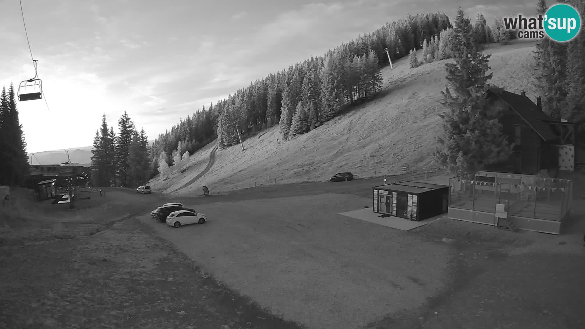 GOLTE skijalište web kamera – pogled na Medvedjak – Slovenija