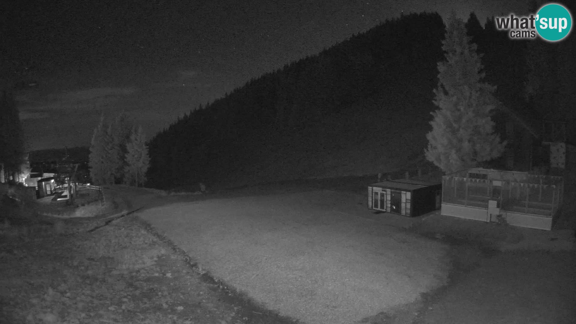 Spletna kamera smučišča GOLTE v živo – pogled na Medvedjak