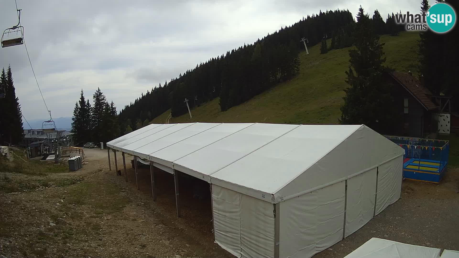 GOLTE skijalište web kamera – pogled na Medvedjak – Slovenija