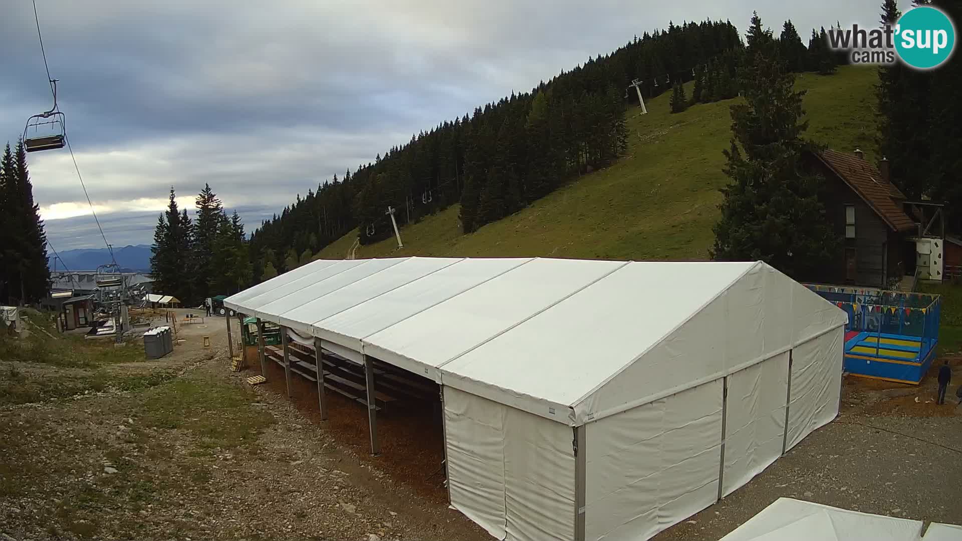 GOLTE Skigebiet webcam – Schöne Aussicht auf Medvedjak – Slowenien