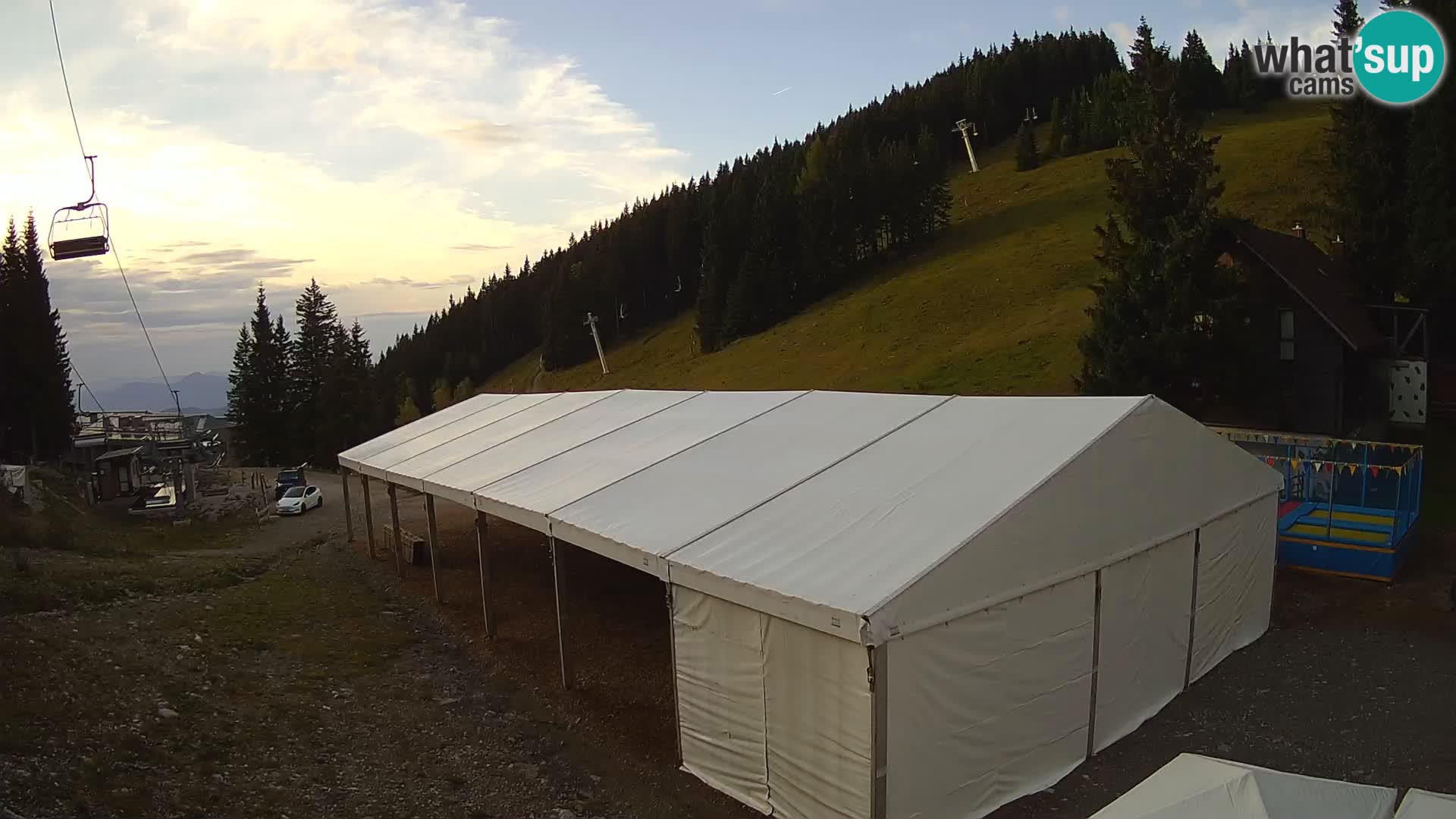 Cámara web en vivo de la estación de esquí GOLTE – vista a Medvedjak – Eslovenia