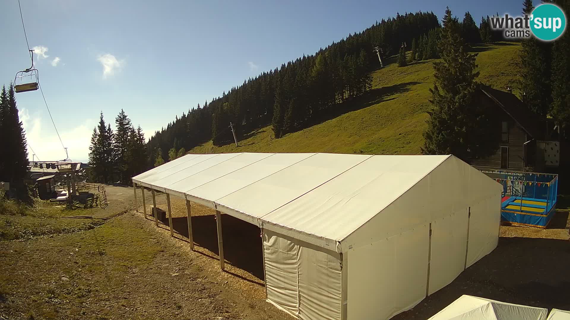 Cámara web en vivo de la estación de esquí GOLTE – vista a Medvedjak – Eslovenia