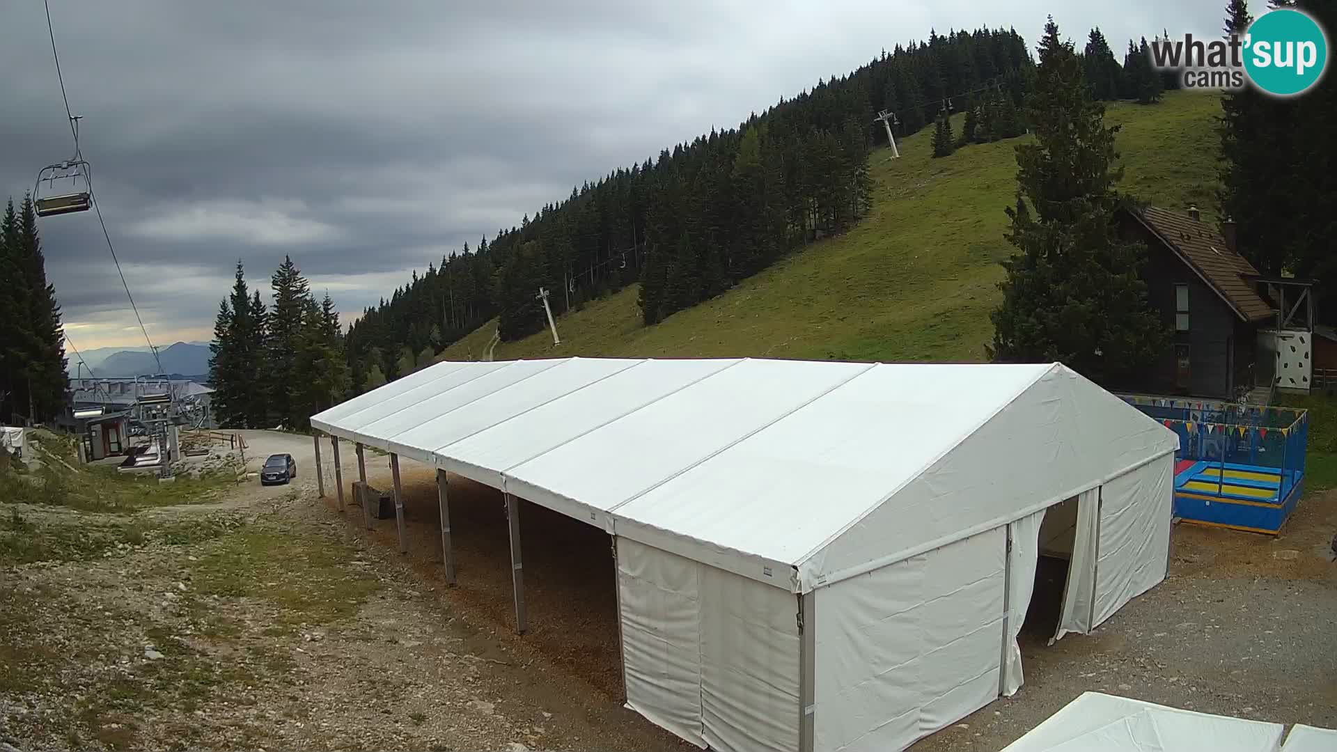 GOLTE Skigebiet webcam – Schöne Aussicht auf Medvedjak – Slowenien