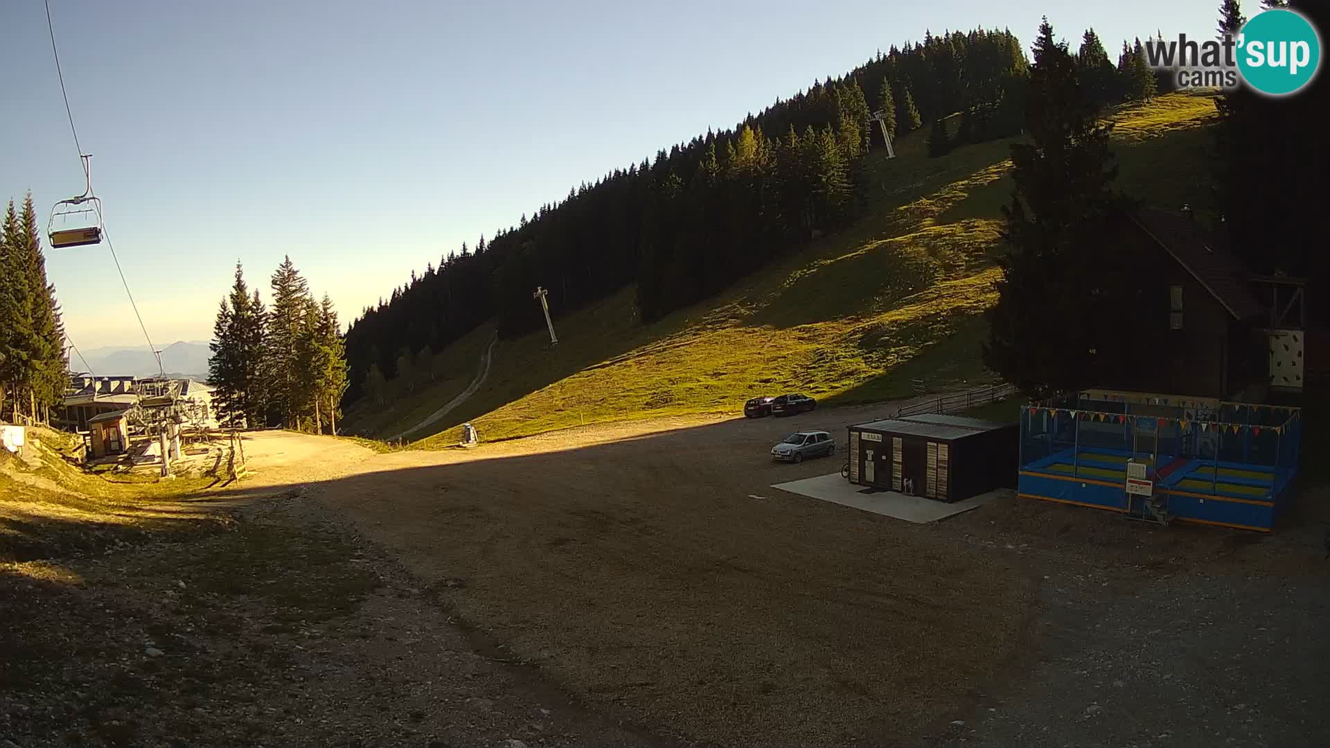 GOLTE skijalište web kamera – pogled na Medvedjak – Slovenija