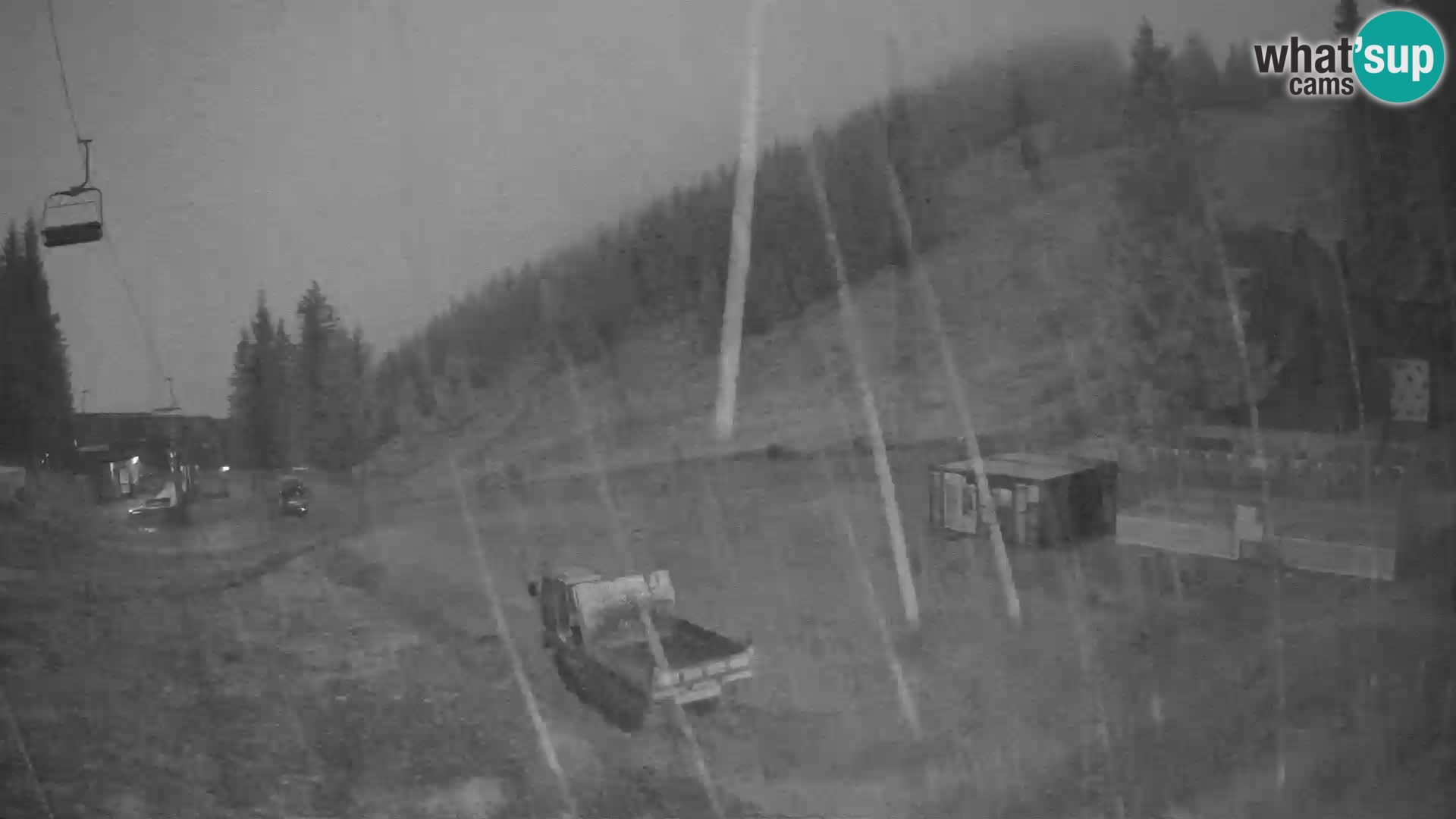 Spletna kamera smučišča GOLTE v živo – pogled na Medvedjak