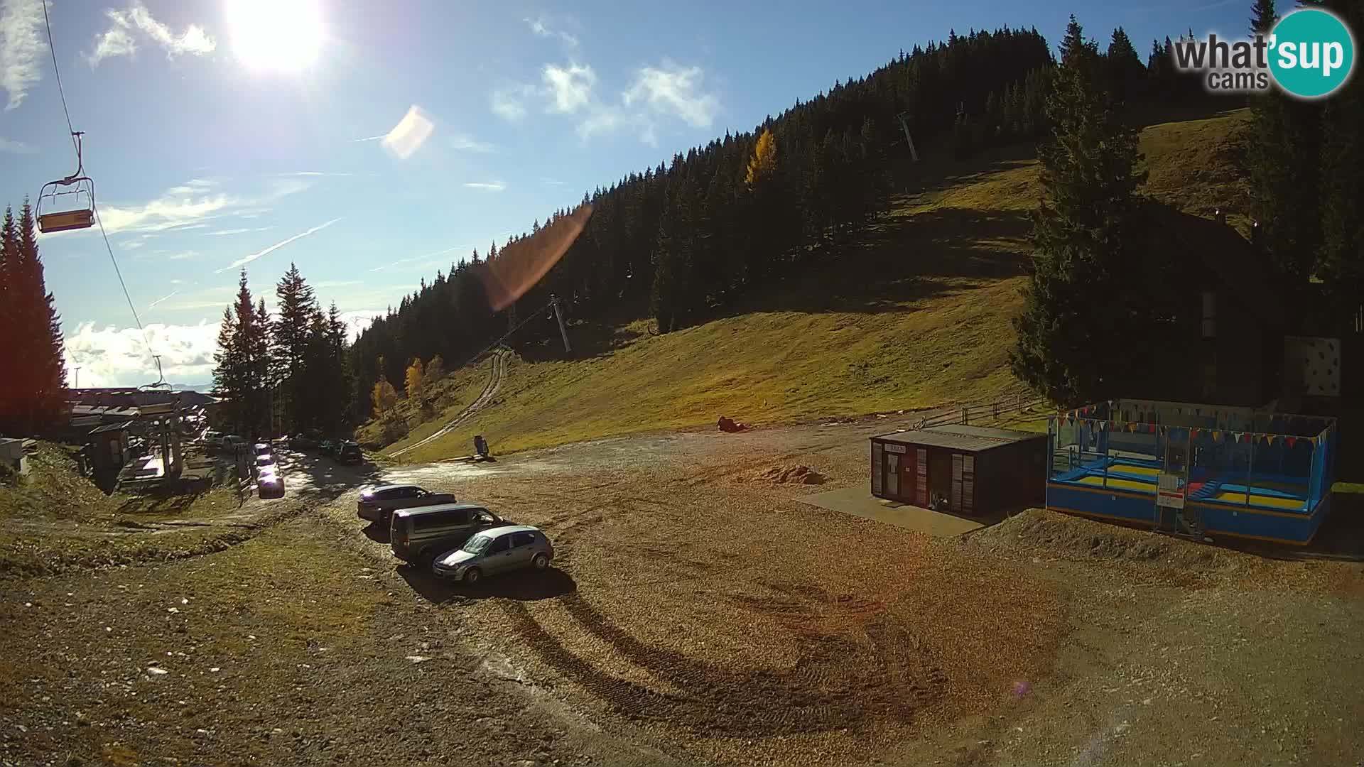 Spletna kamera smučišča GOLTE v živo – pogled na Medvedjak