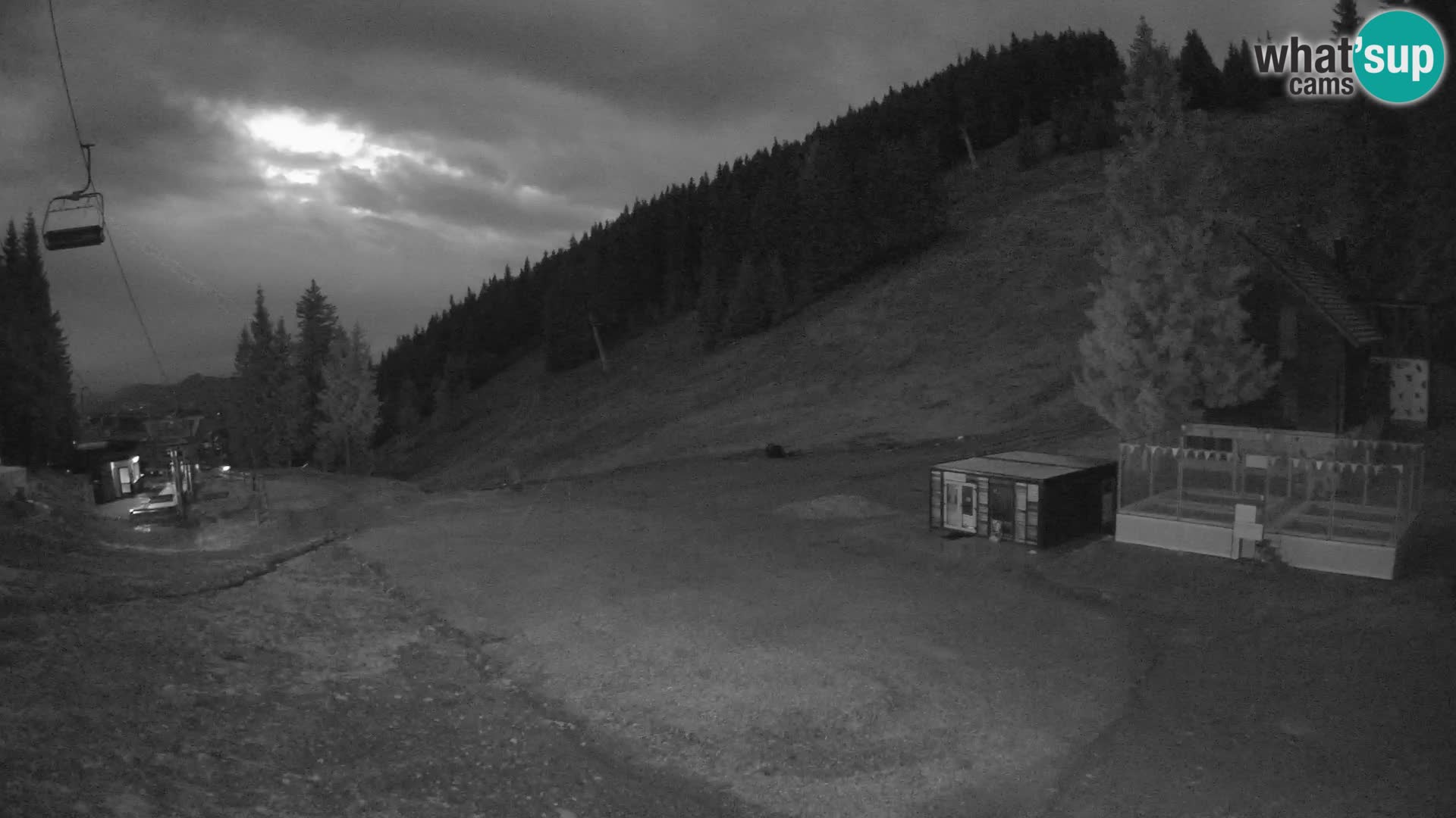 GOLTE skijalište web kamera – pogled na Medvedjak – Slovenija