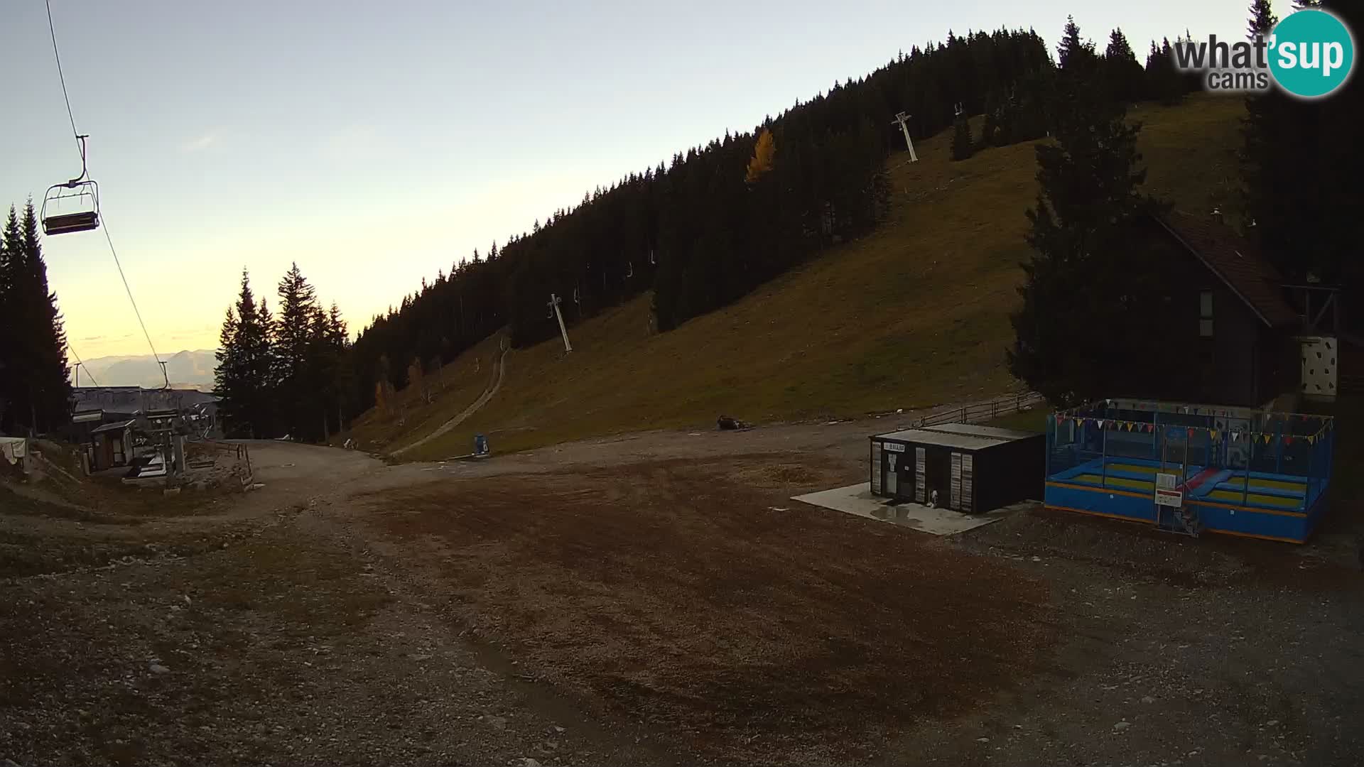 GOLTE skijalište web kamera – pogled na Medvedjak – Slovenija