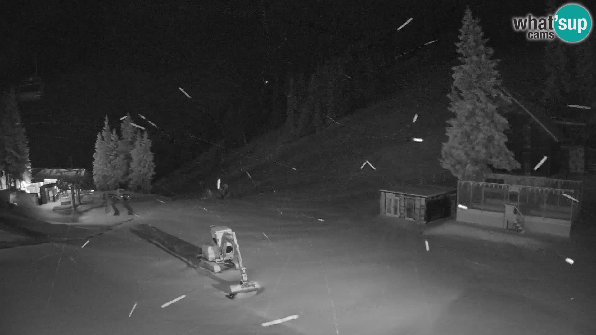 Spletna kamera smučišča GOLTE v živo – pogled na Medvedjak