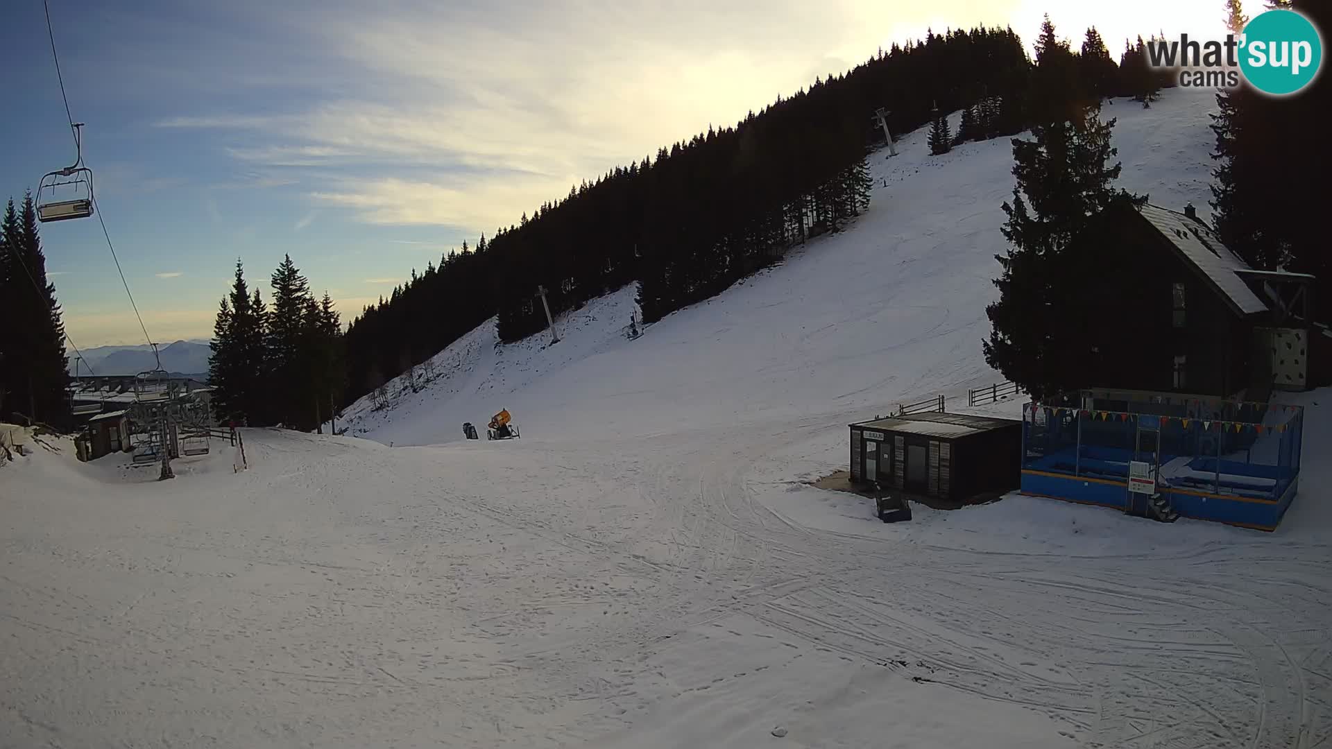 Cámara web en vivo de la estación de esquí GOLTE – vista a Medvedjak – Eslovenia