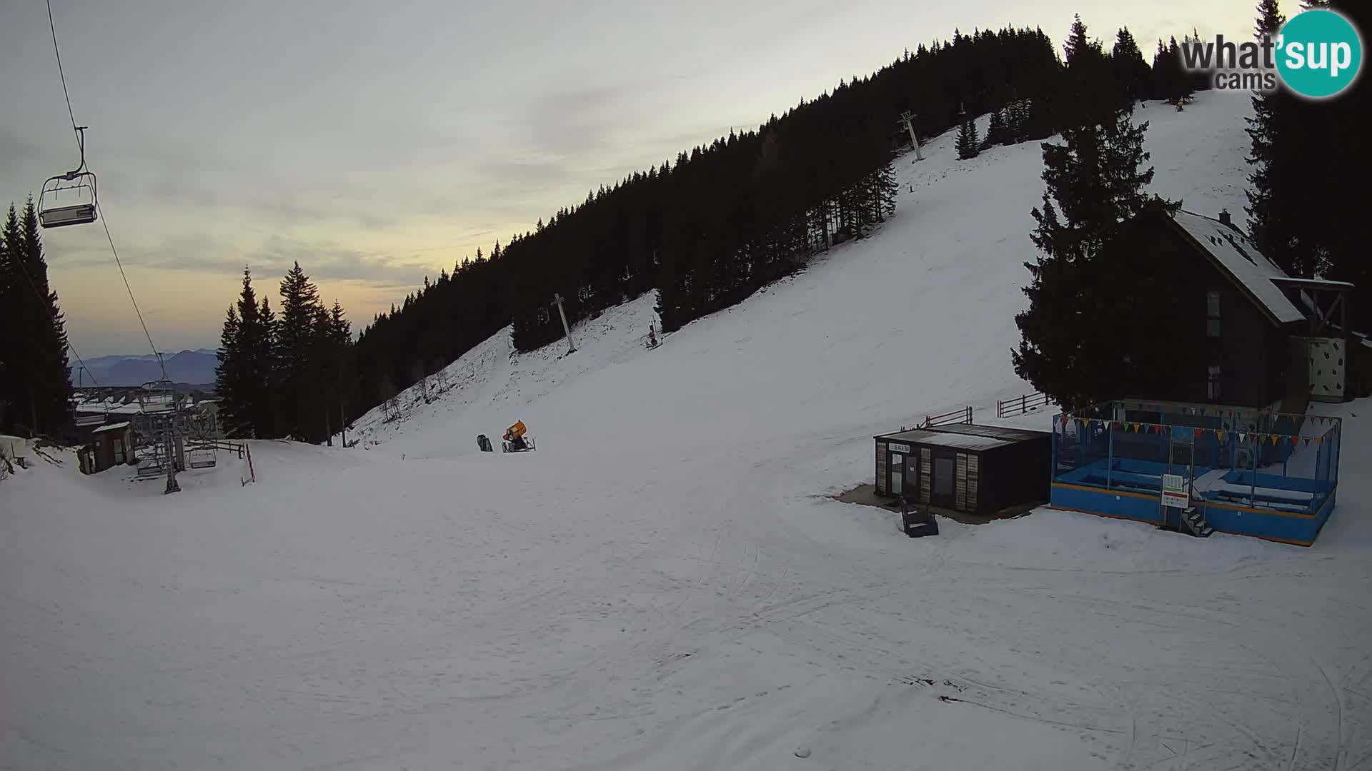 Cámara web en vivo de la estación de esquí GOLTE – vista a Medvedjak – Eslovenia