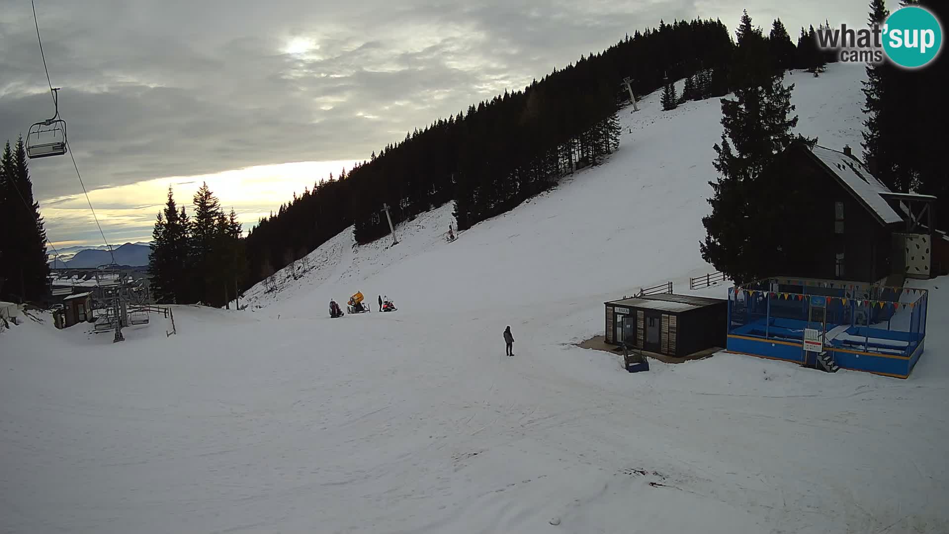 GOLTE Skigebiet webcam – Schöne Aussicht auf Medvedjak – Slowenien
