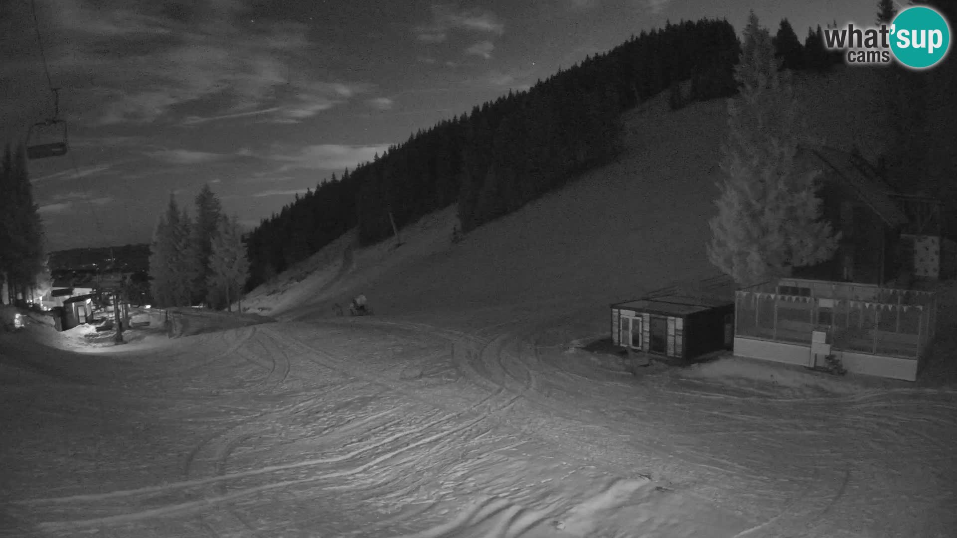 Spletna kamera smučišča GOLTE v živo – pogled na Medvedjak