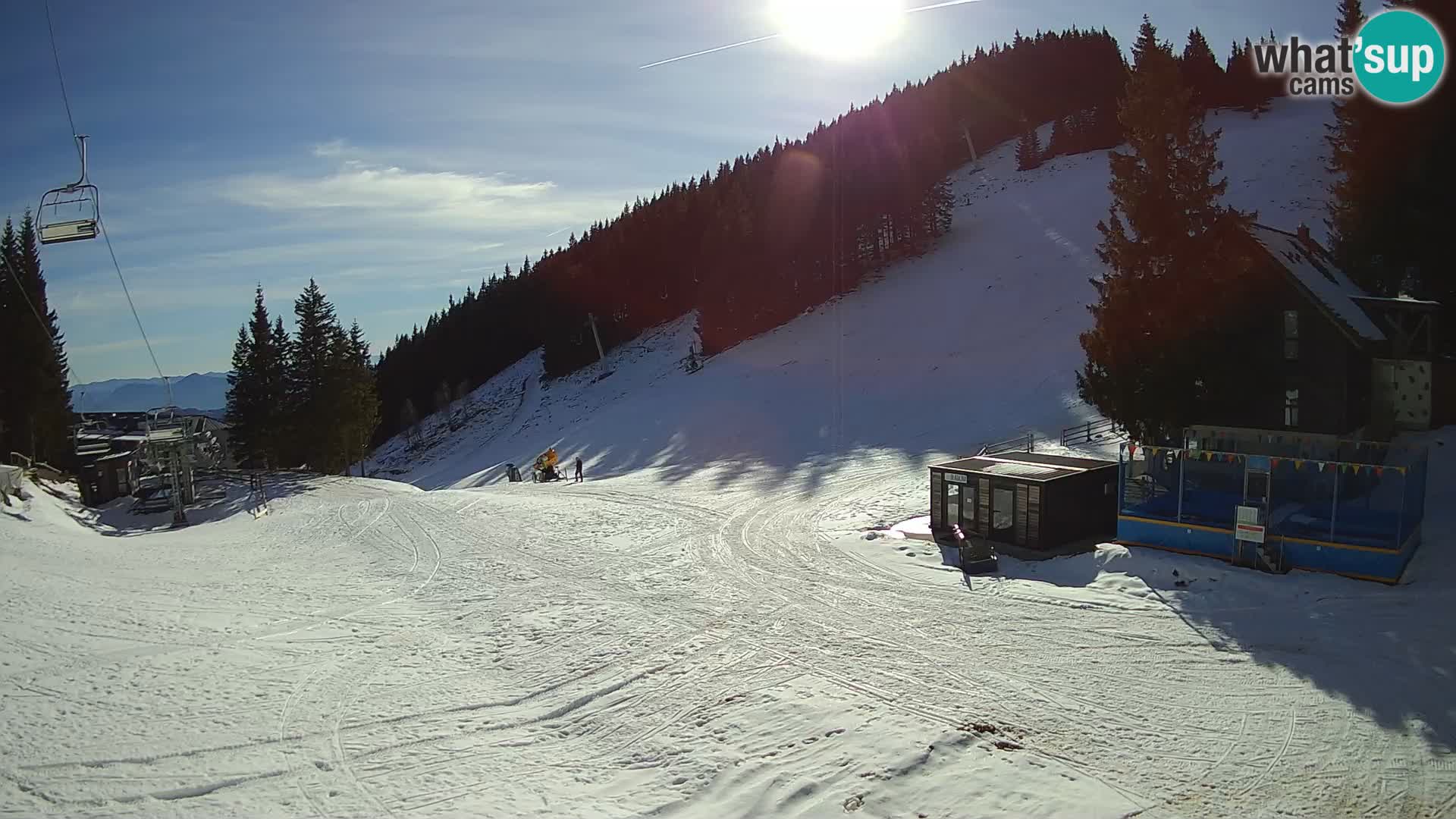 Spletna kamera smučišča GOLTE v živo – pogled na Medvedjak
