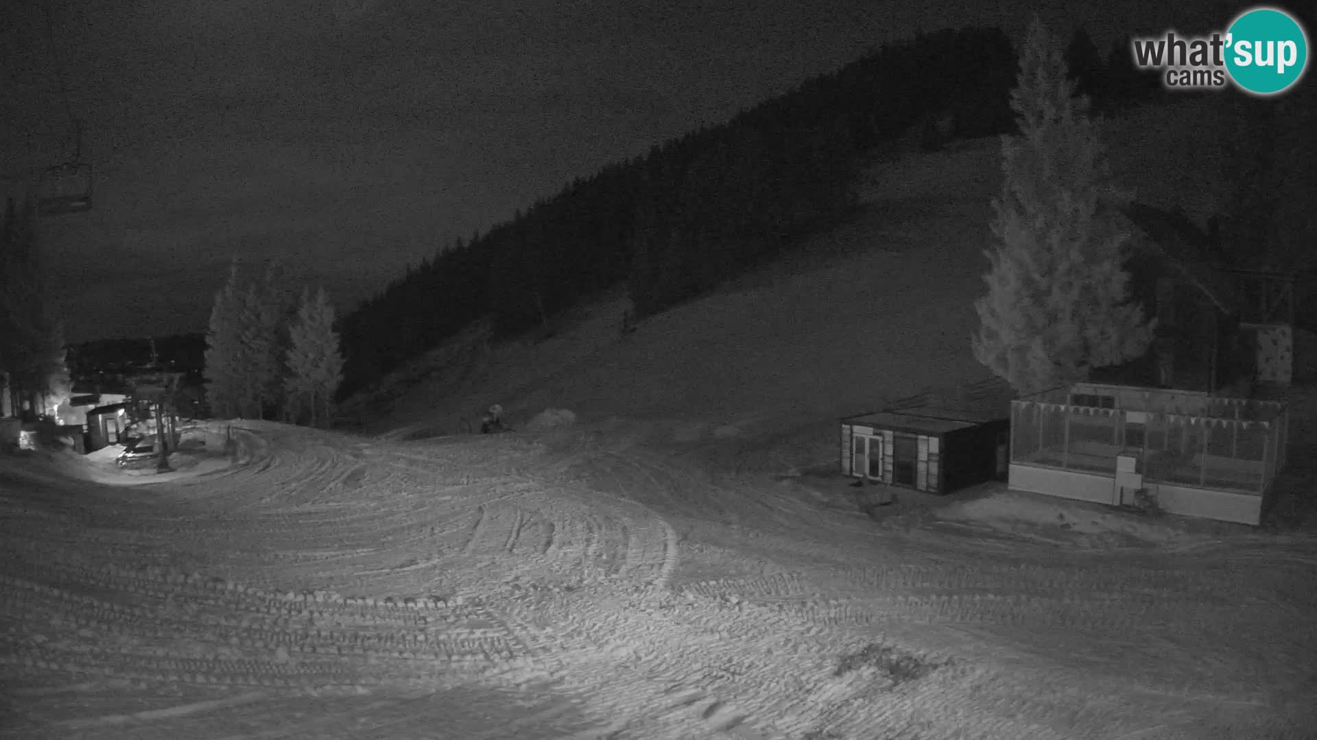 Spletna kamera smučišča GOLTE v živo – pogled na Medvedjak