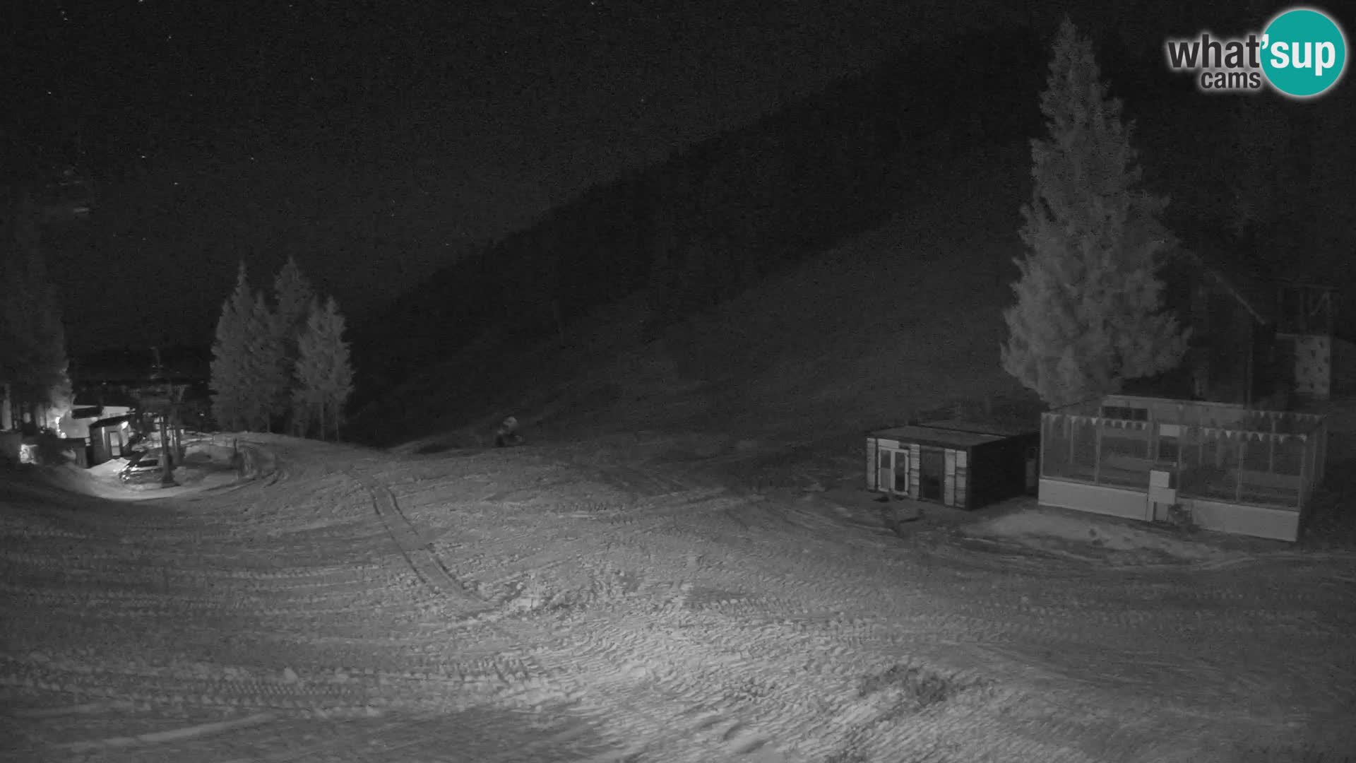 Spletna kamera smučišča GOLTE v živo – pogled na Medvedjak