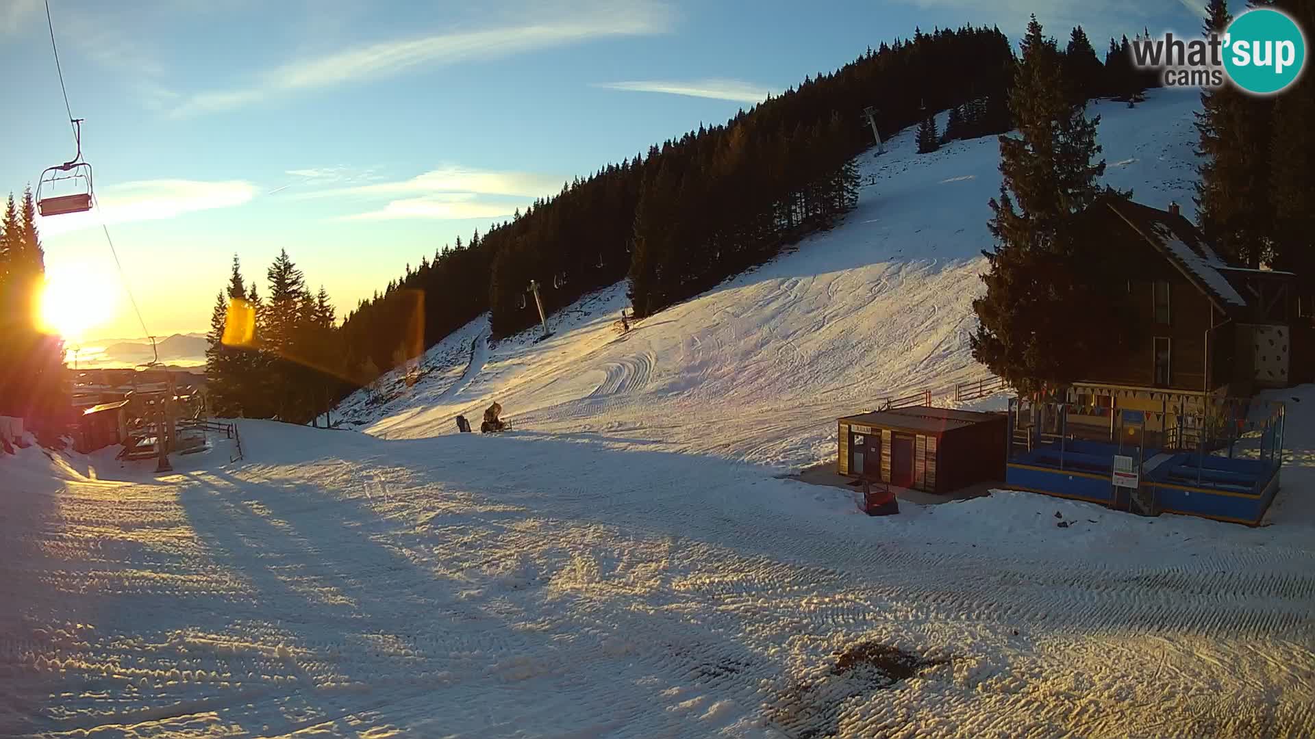 GOLTE skijalište web kamera – pogled na Medvedjak – Slovenija