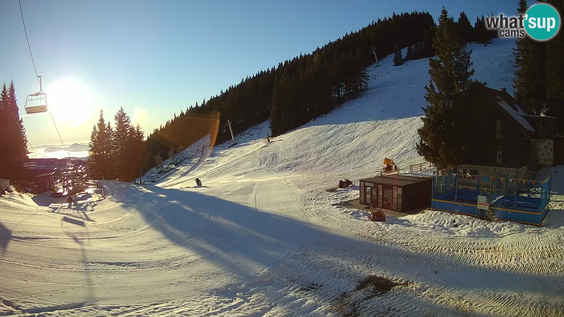 GOLTE skijalište web kamera – pogled na Medvedjak – Slovenija