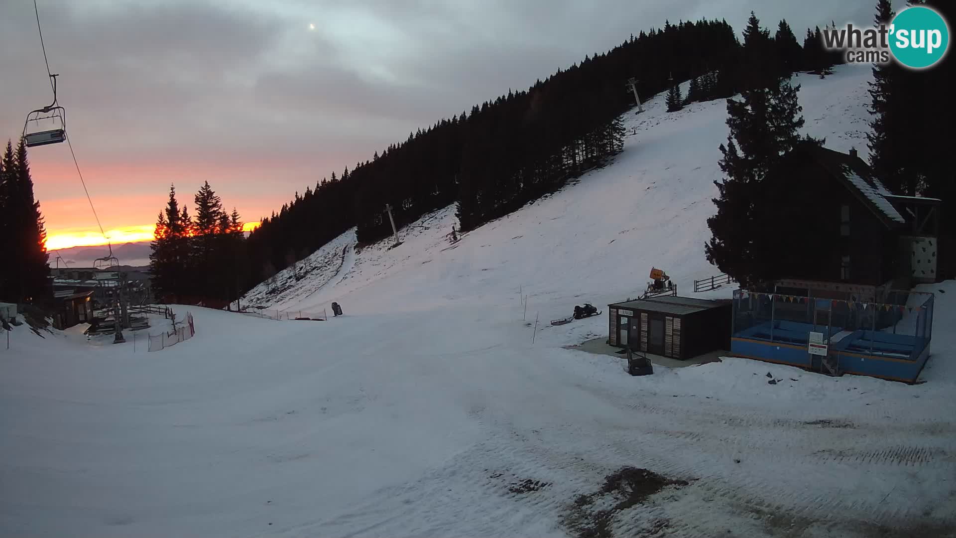 Cámara web en vivo de la estación de esquí GOLTE – vista a Medvedjak – Eslovenia