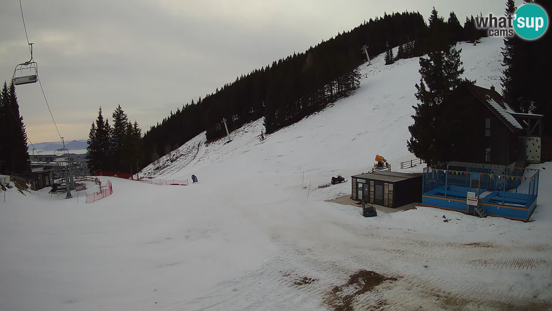 GOLTE Skigebiet webcam – Schöne Aussicht auf Medvedjak – Slowenien