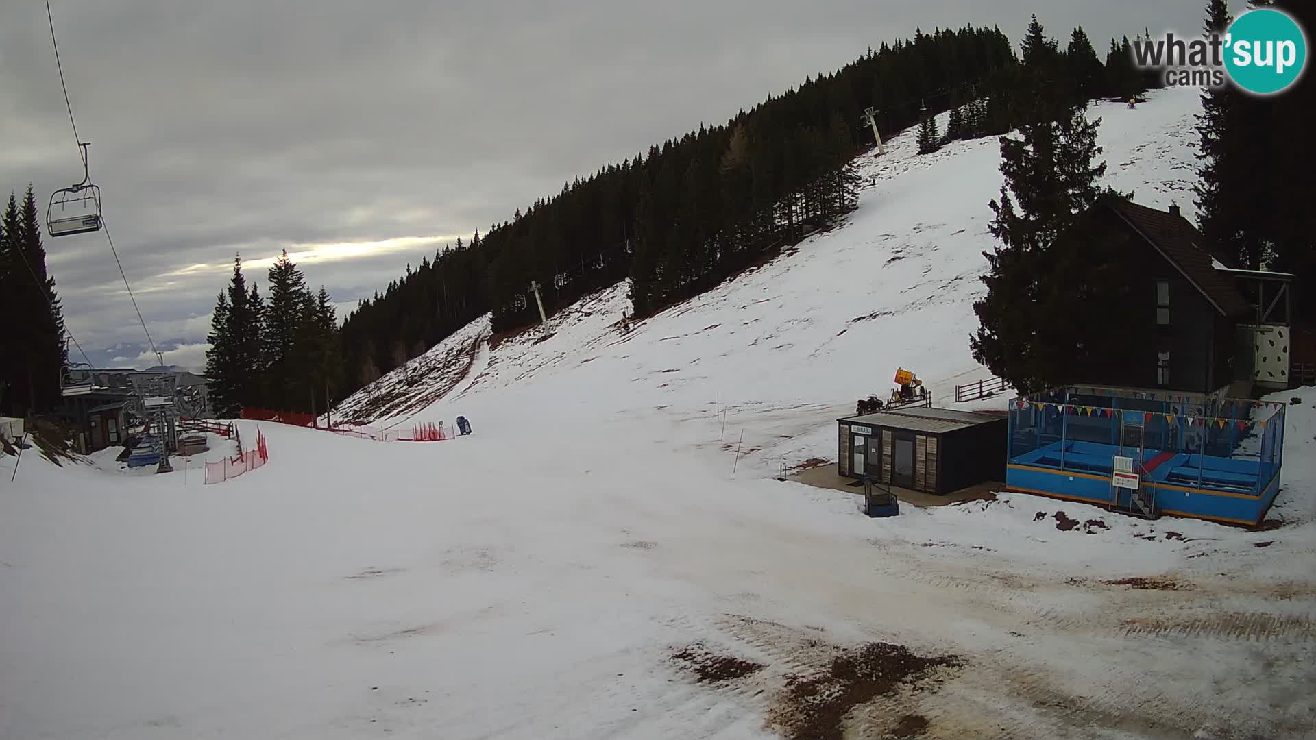 GOLTE skijalište web kamera – pogled na Medvedjak – Slovenija