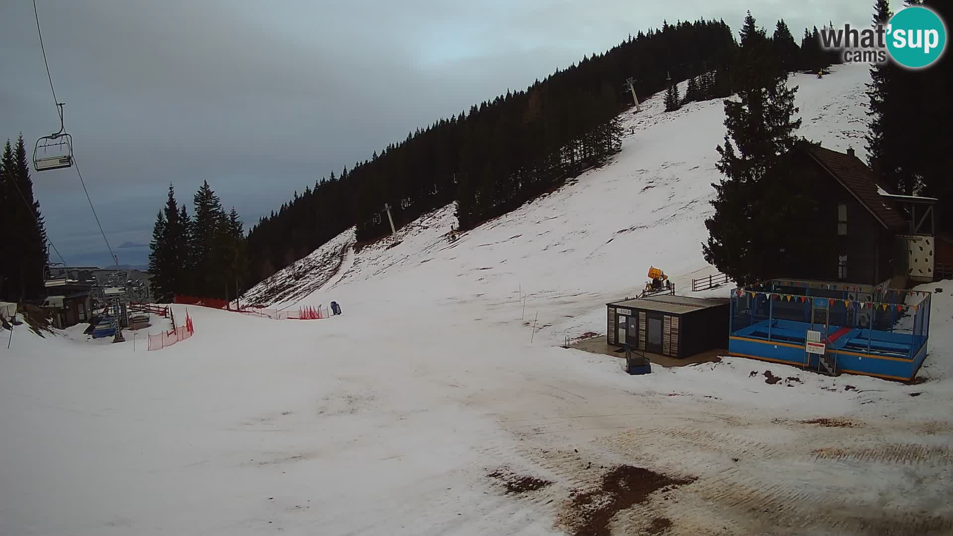GOLTE skijalište web kamera – pogled na Medvedjak – Slovenija