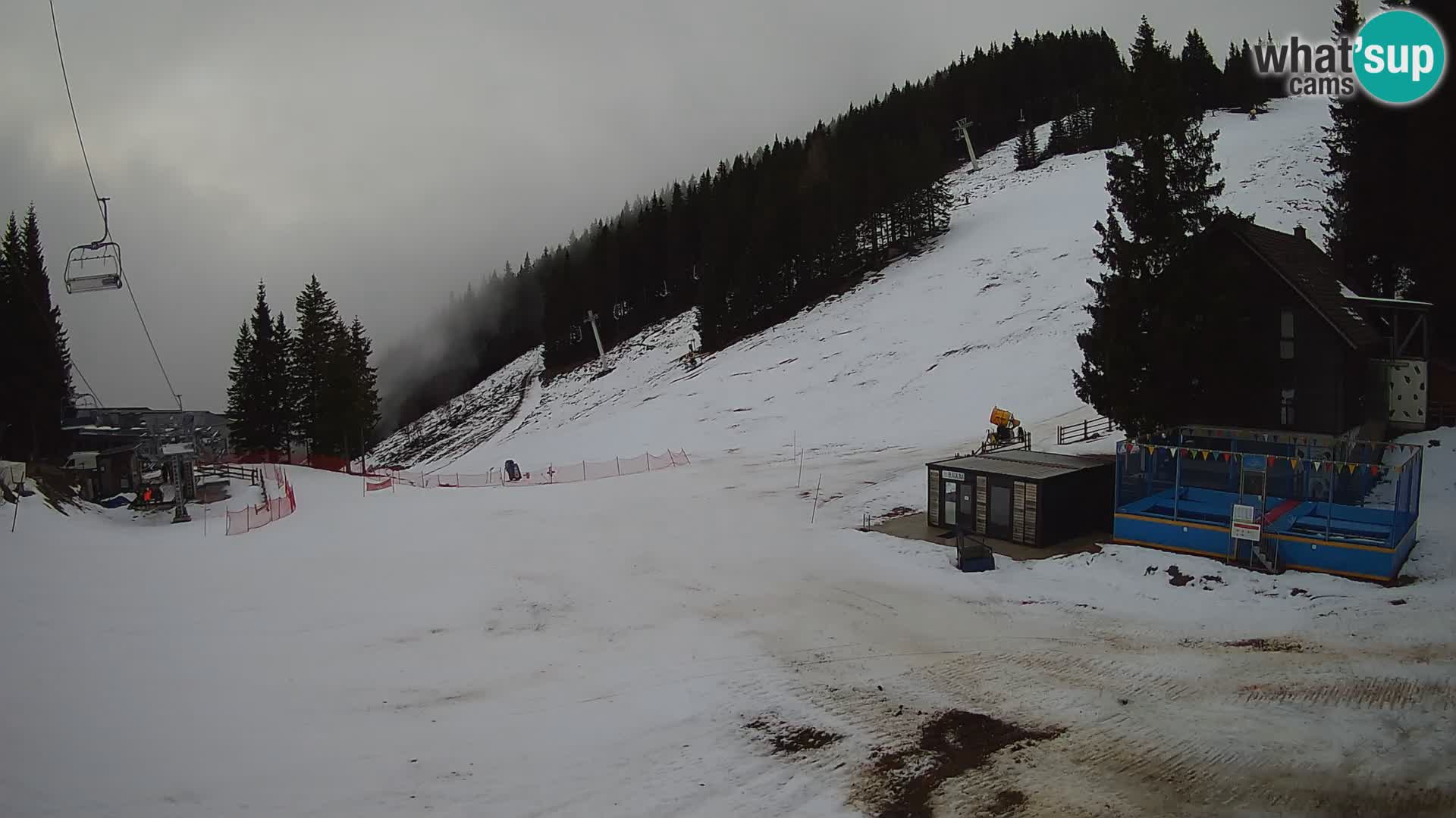 GOLTE skijalište web kamera – pogled na Medvedjak – Slovenija