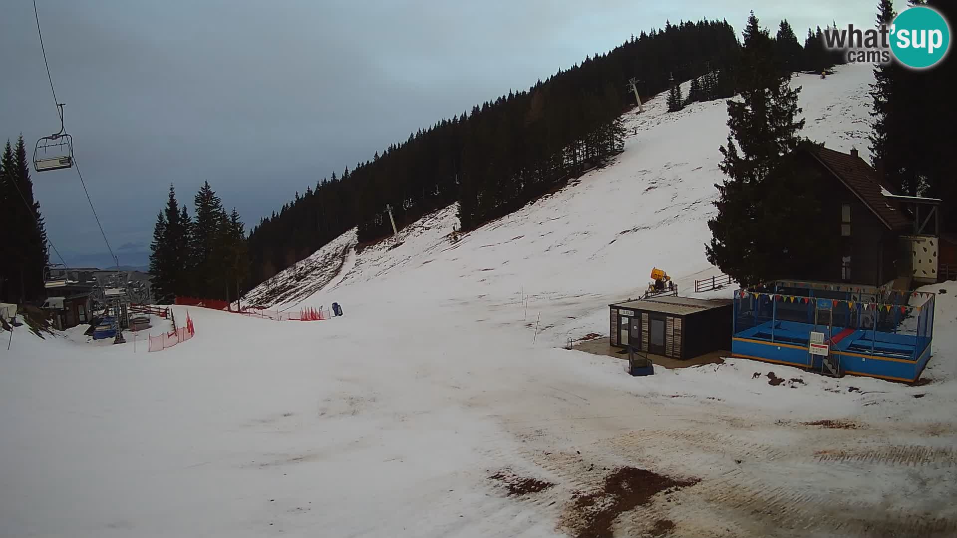 Cámara web en vivo de la estación de esquí GOLTE – vista a Medvedjak – Eslovenia