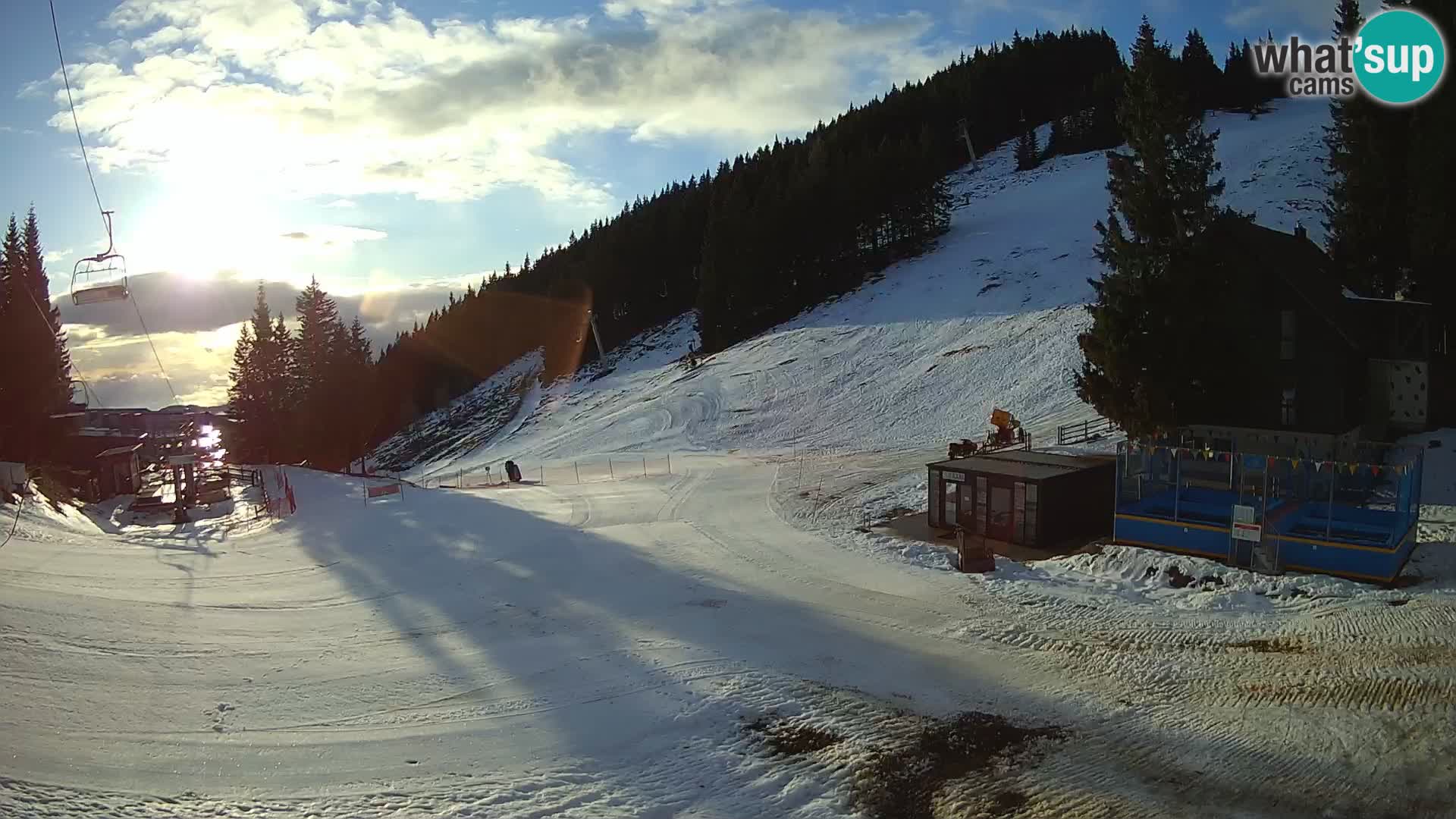 Cámara web en vivo de la estación de esquí GOLTE – vista a Medvedjak – Eslovenia
