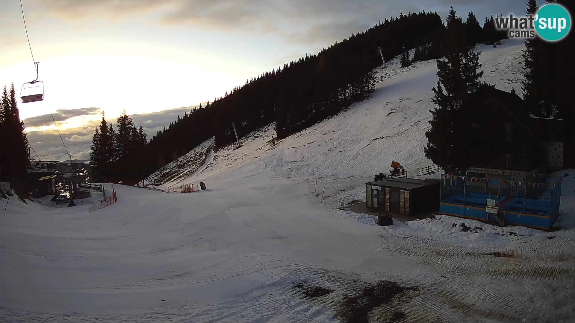 GOLTE skijalište web kamera – pogled na Medvedjak – Slovenija