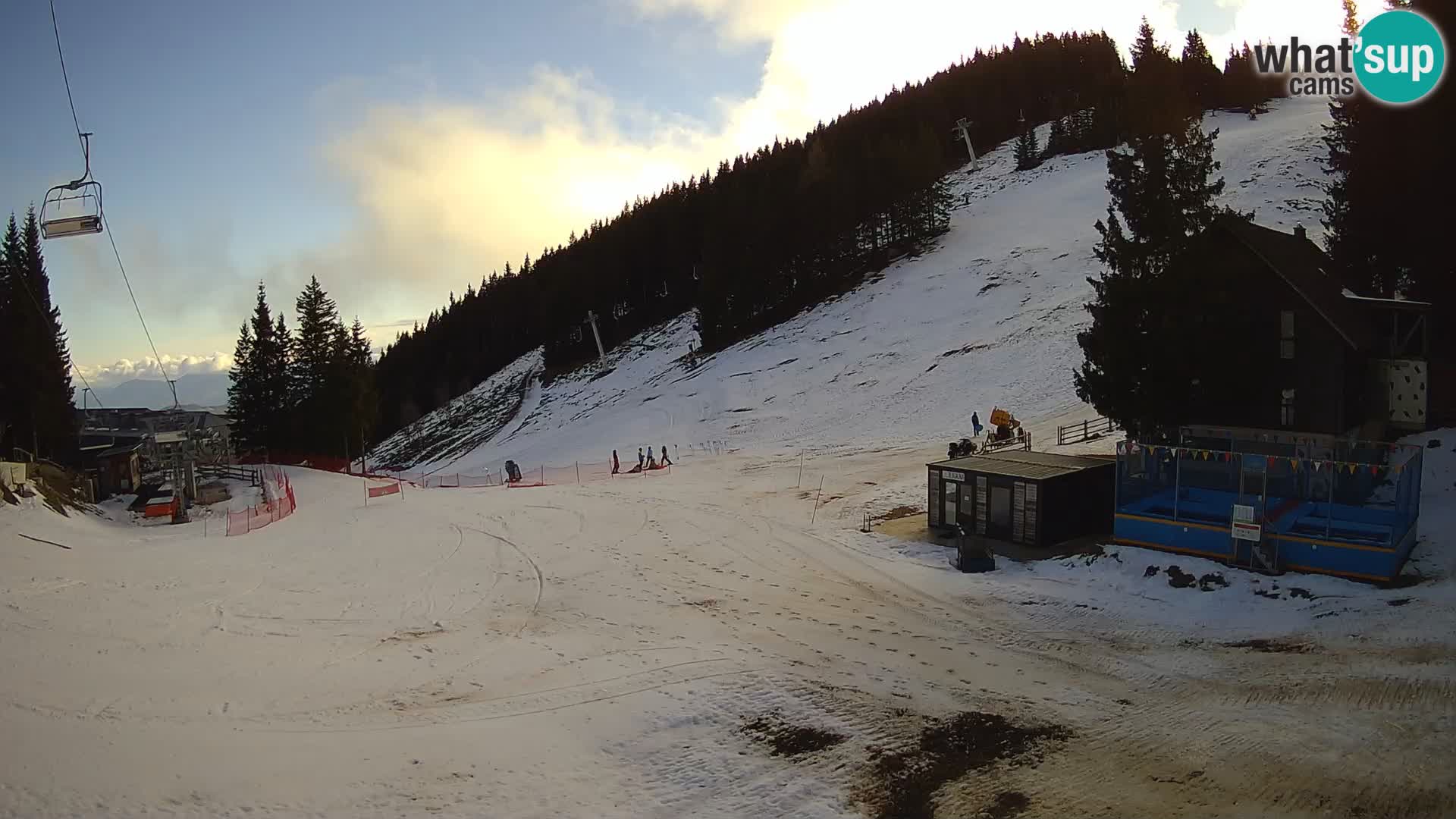Cámara web en vivo de la estación de esquí GOLTE – vista a Medvedjak – Eslovenia