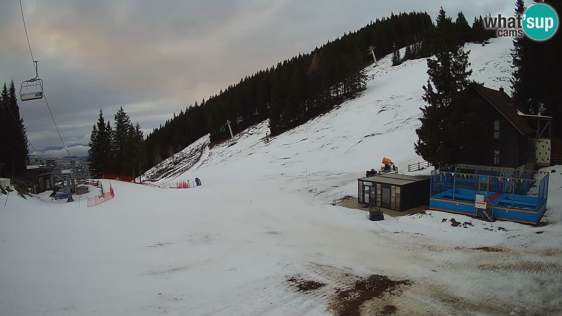 Cámara web en vivo de la estación de esquí GOLTE – vista a Medvedjak – Eslovenia