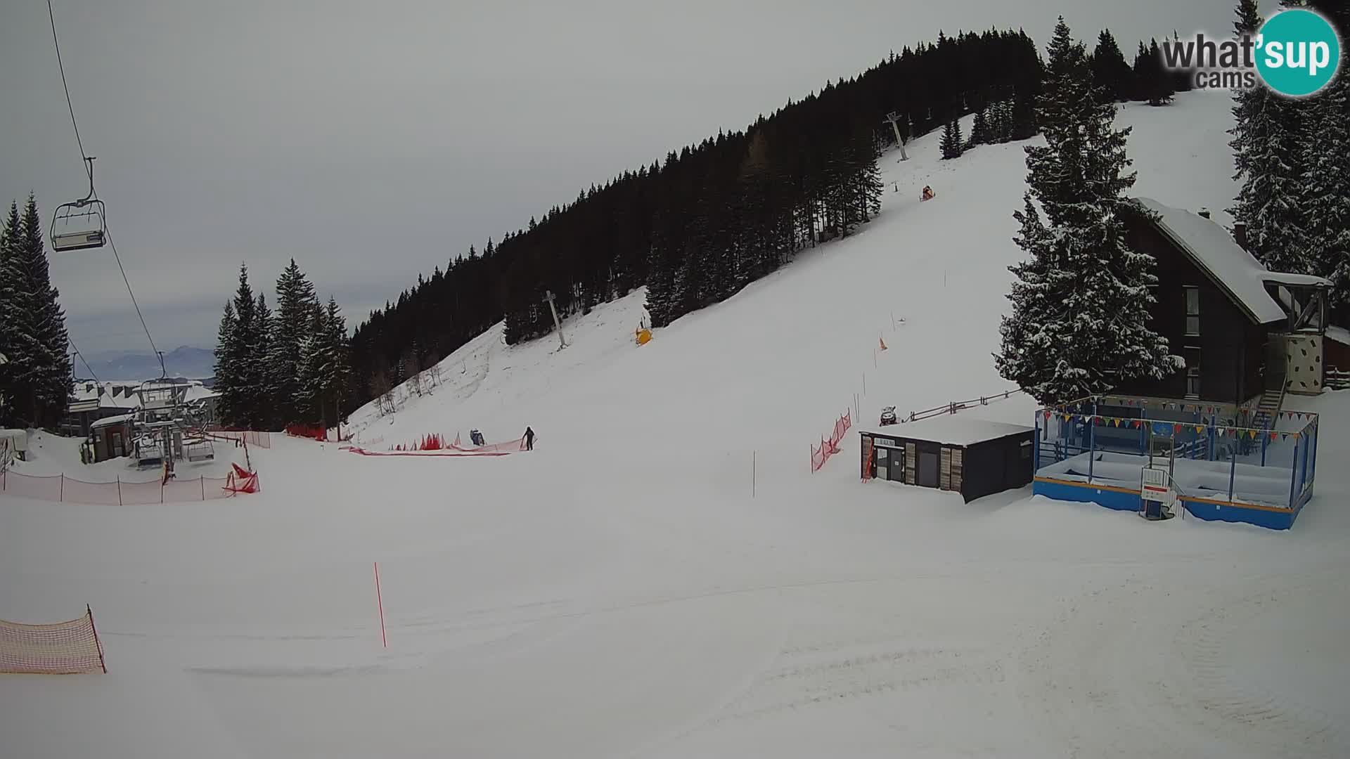 GOLTE skijalište web kamera – pogled na Medvedjak – Slovenija