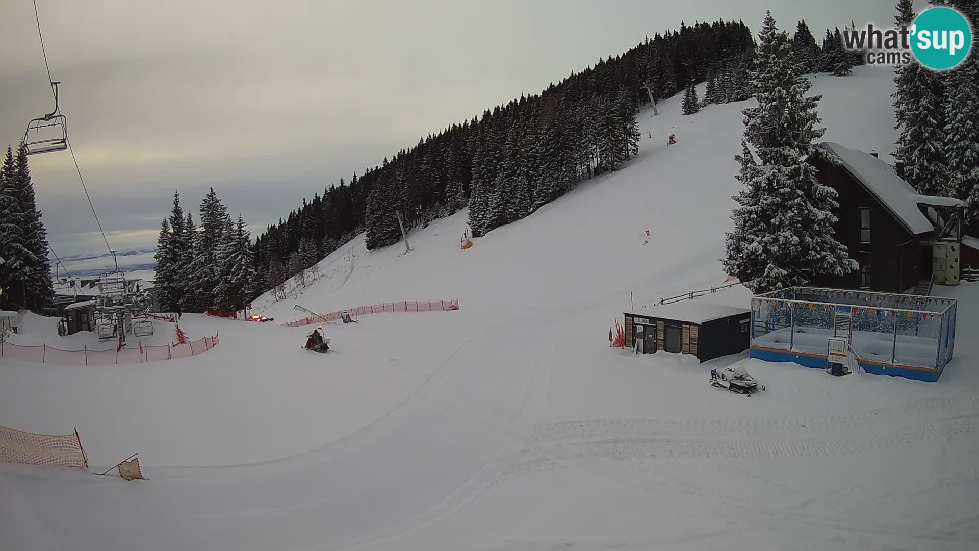 GOLTE Skigebiet webcam – Schöne Aussicht auf Medvedjak – Slowenien