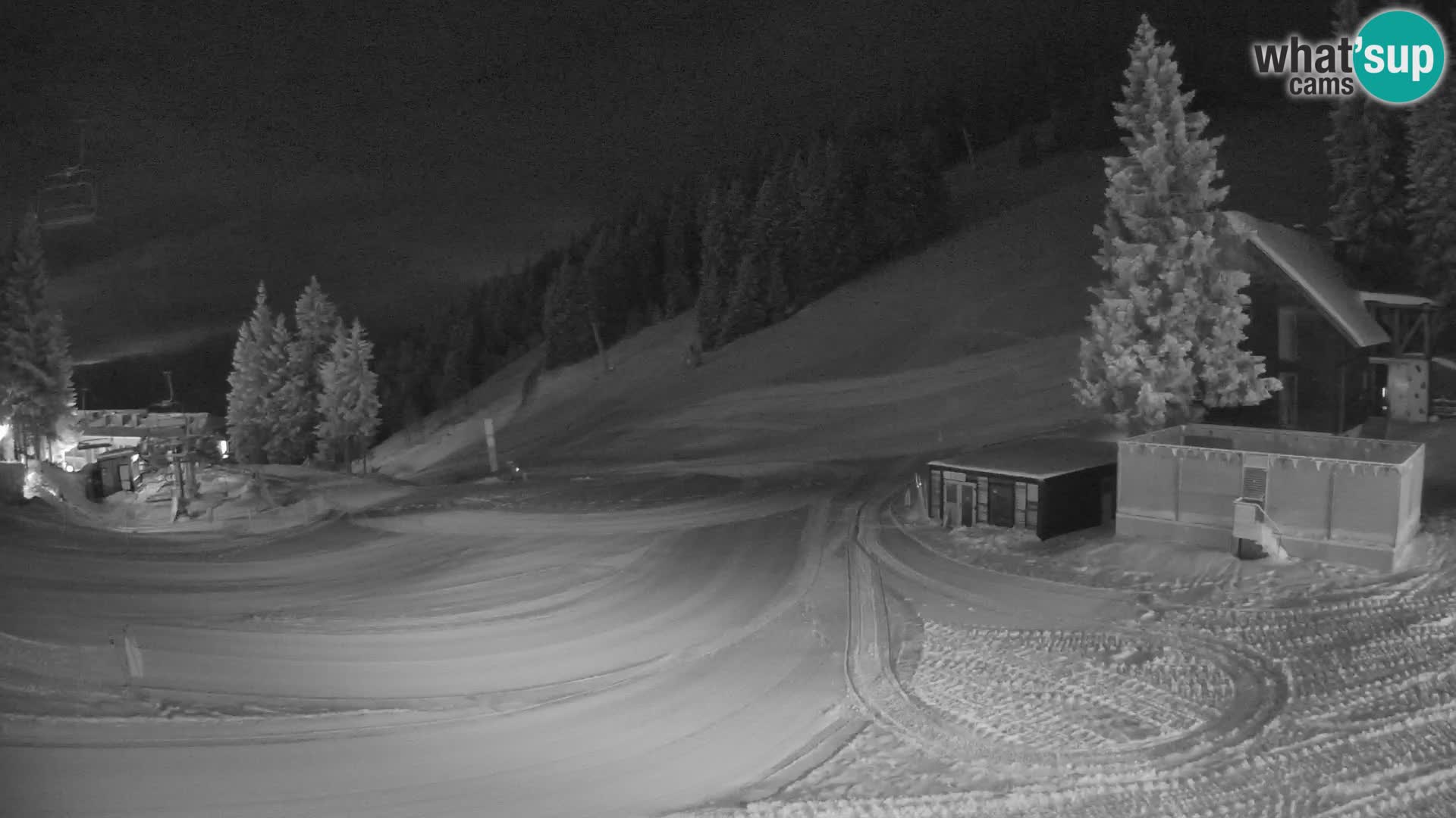 Spletna kamera smučišča GOLTE v živo – pogled na Medvedjak