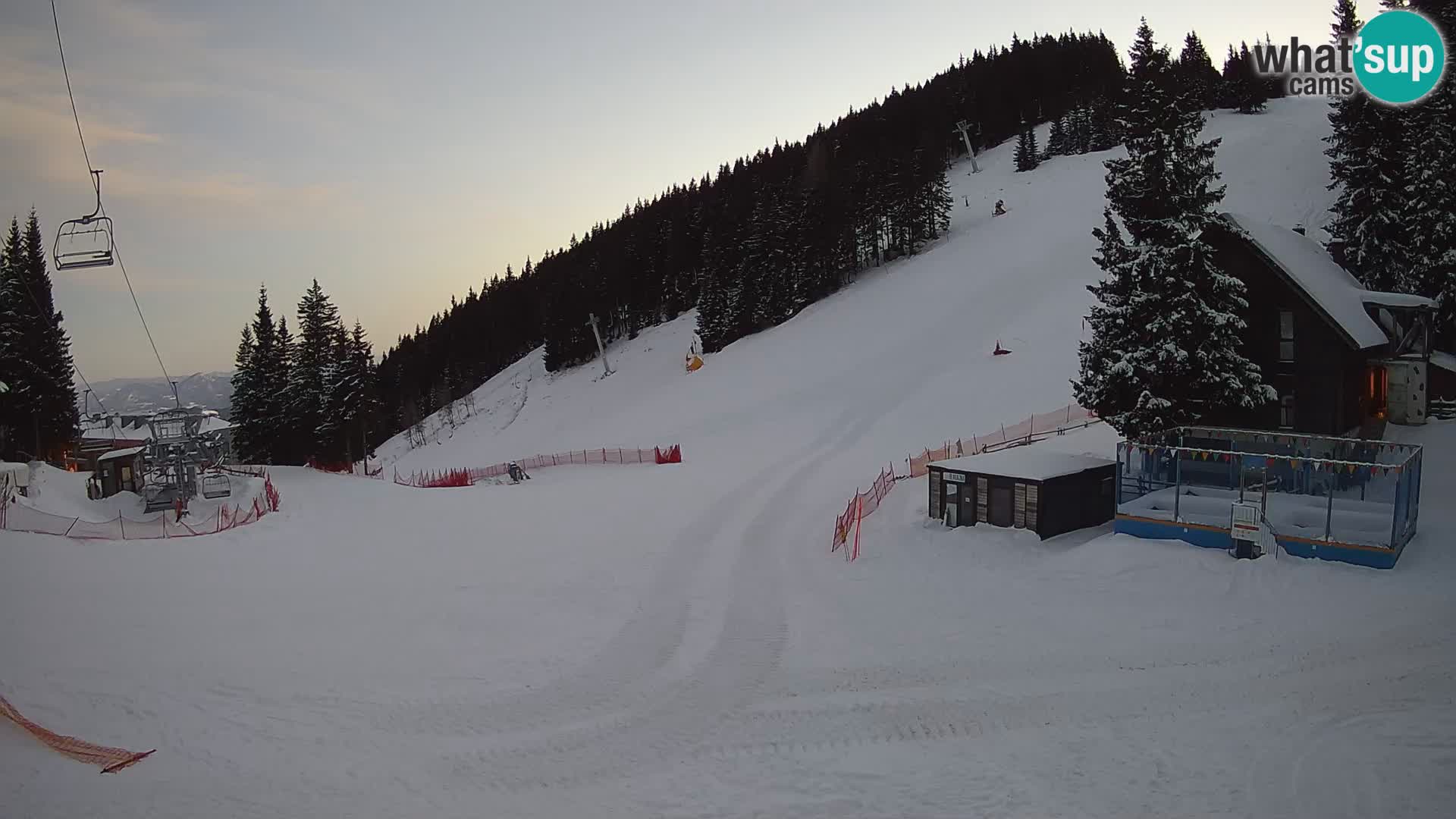 GOLTE skijalište web kamera – pogled na Medvedjak – Slovenija