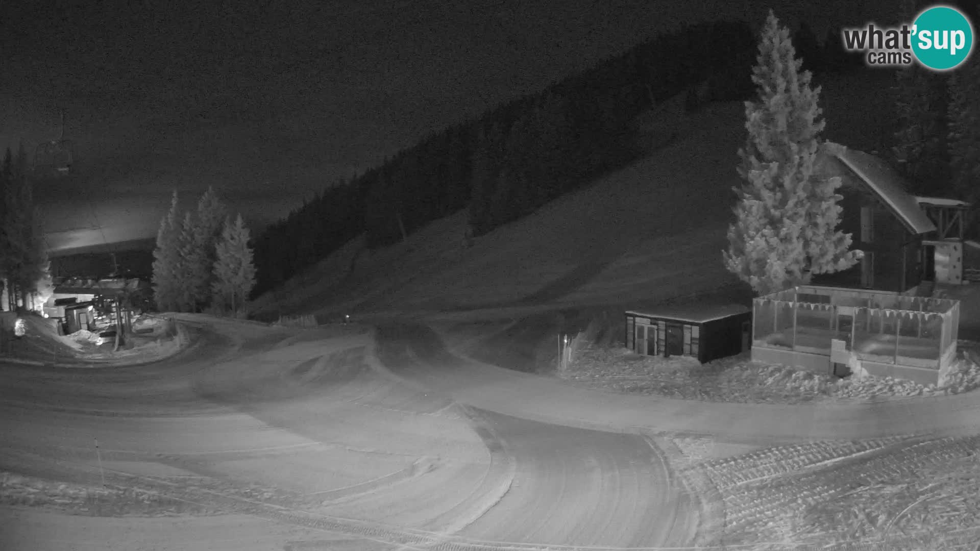Spletna kamera smučišča GOLTE v živo – pogled na Medvedjak