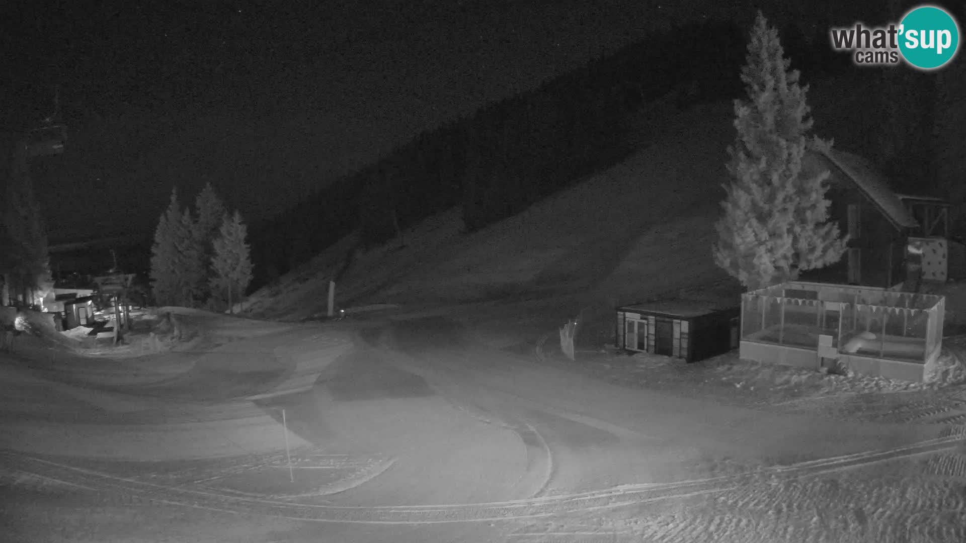 Spletna kamera smučišča GOLTE v živo – pogled na Medvedjak