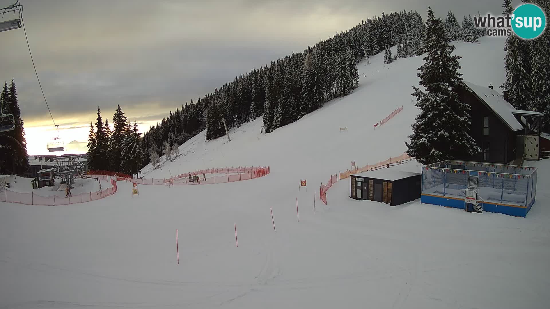 GOLTE Skigebiet webcam – Schöne Aussicht auf Medvedjak – Slowenien