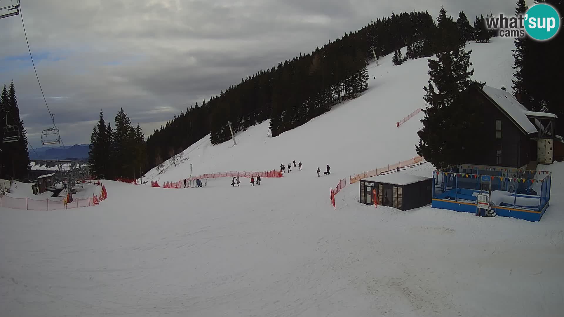 GOLTE skijalište web kamera – pogled na Medvedjak – Slovenija