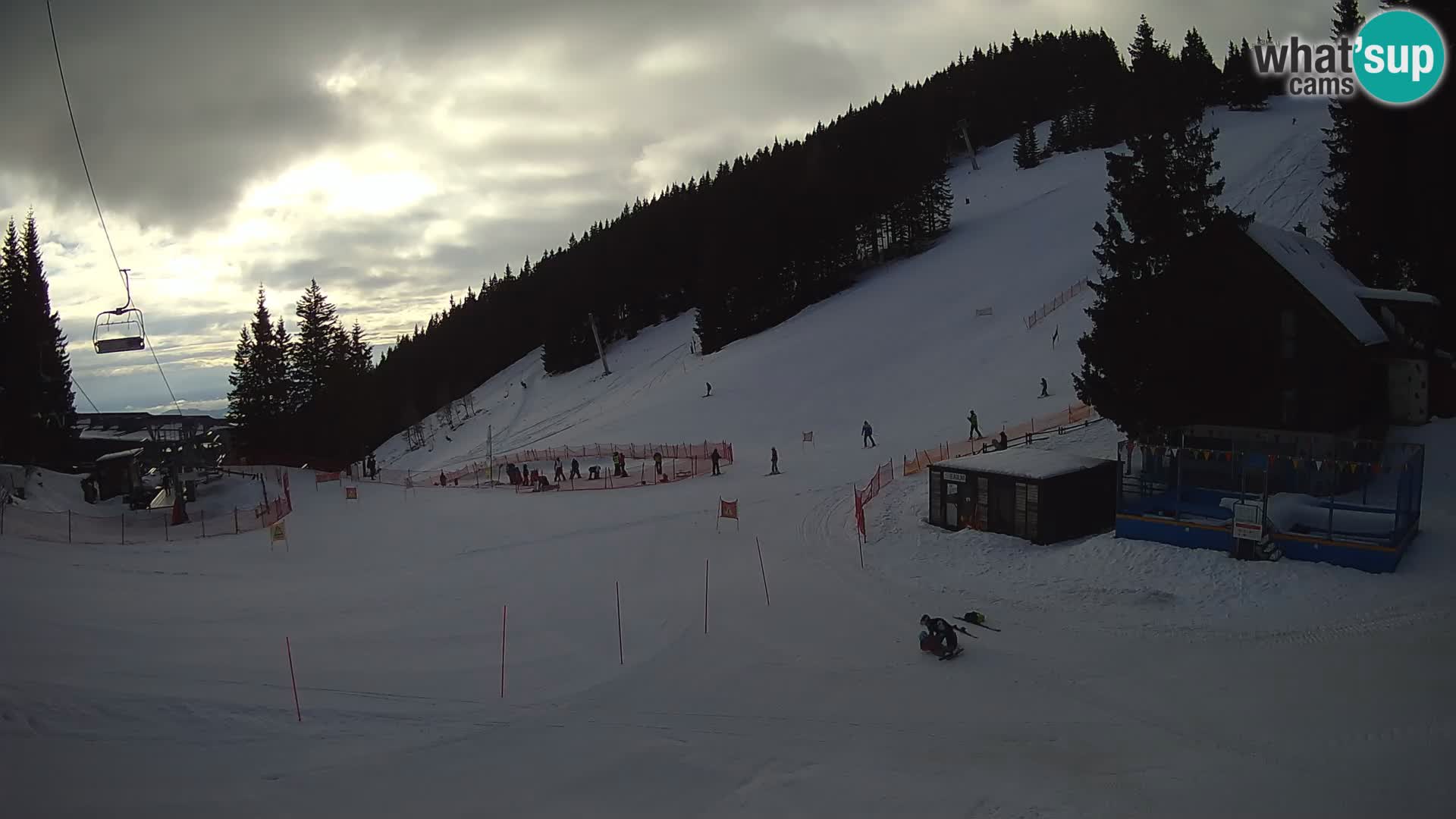 GOLTE skijalište web kamera – pogled na Medvedjak – Slovenija