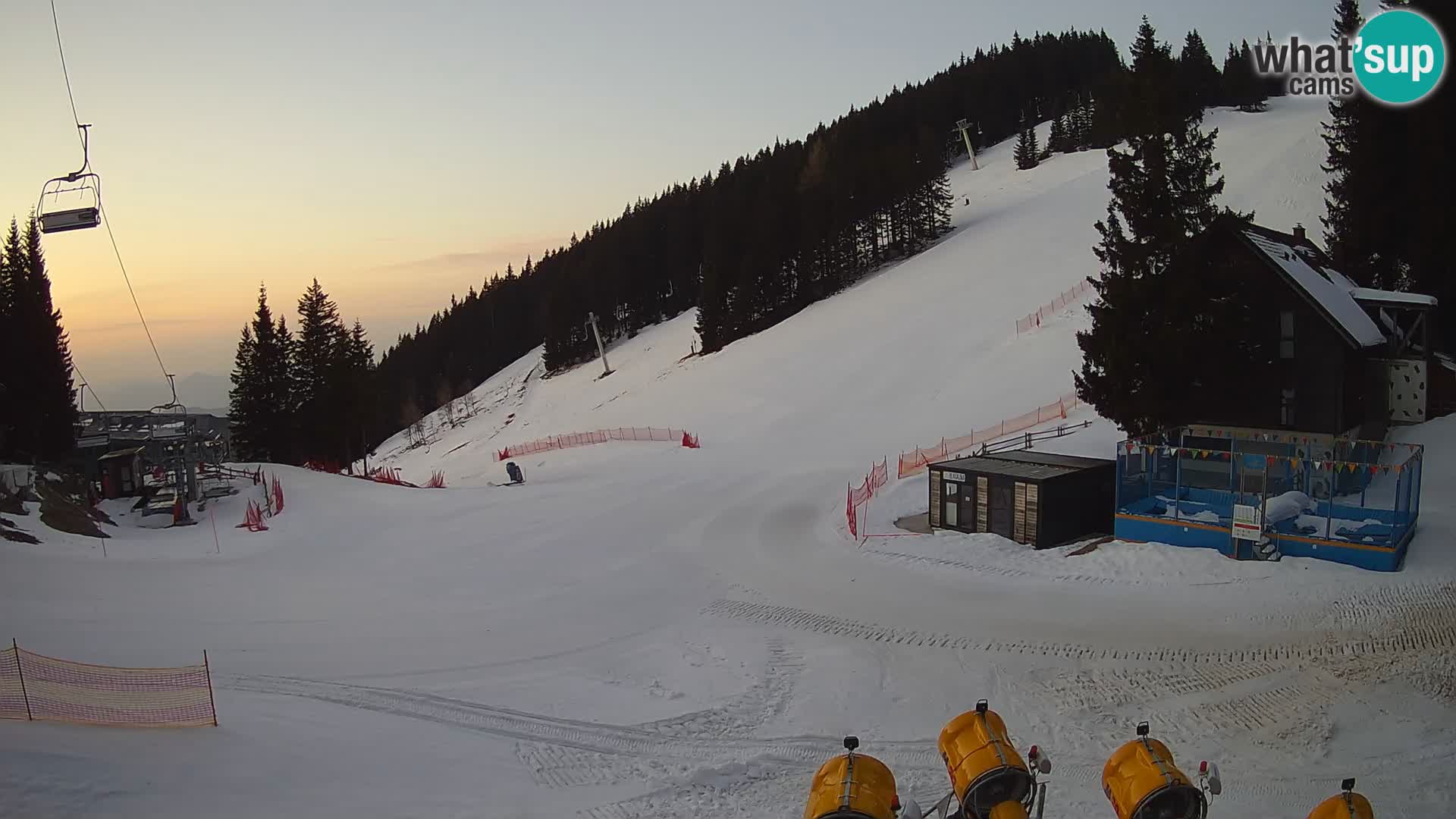 Cámara web en vivo de la estación de esquí GOLTE – vista a Medvedjak – Eslovenia