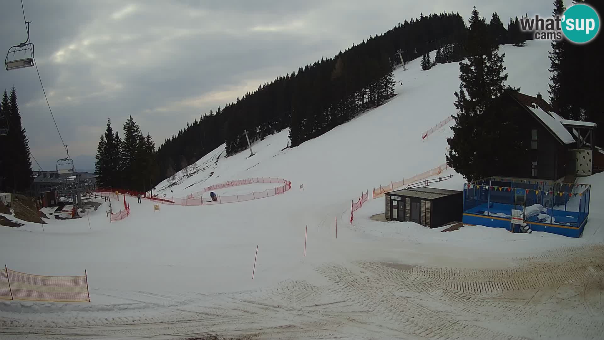 Cámara web en vivo de la estación de esquí GOLTE – vista a Medvedjak – Eslovenia