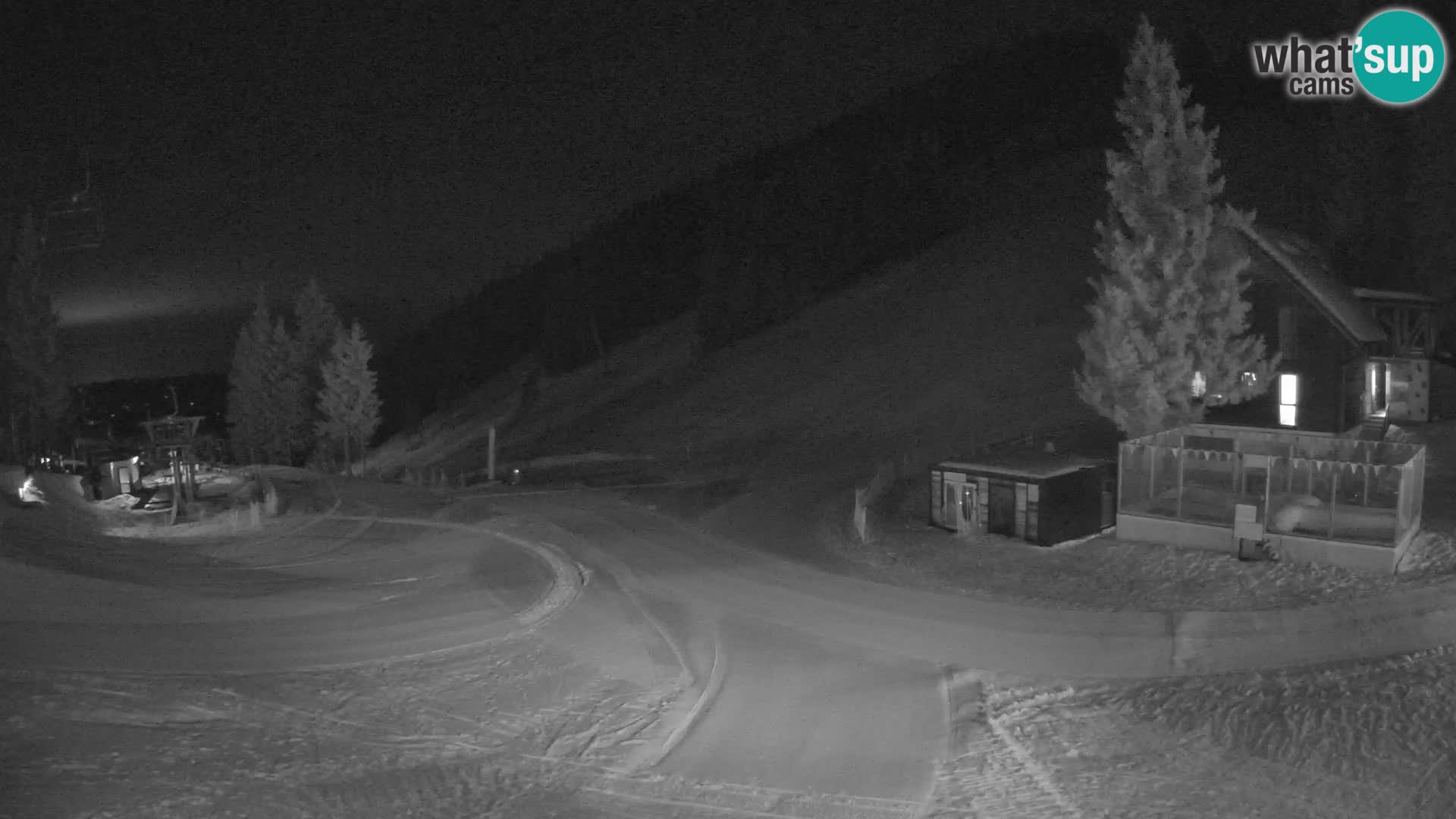 Spletna kamera smučišča GOLTE v živo – pogled na Medvedjak
