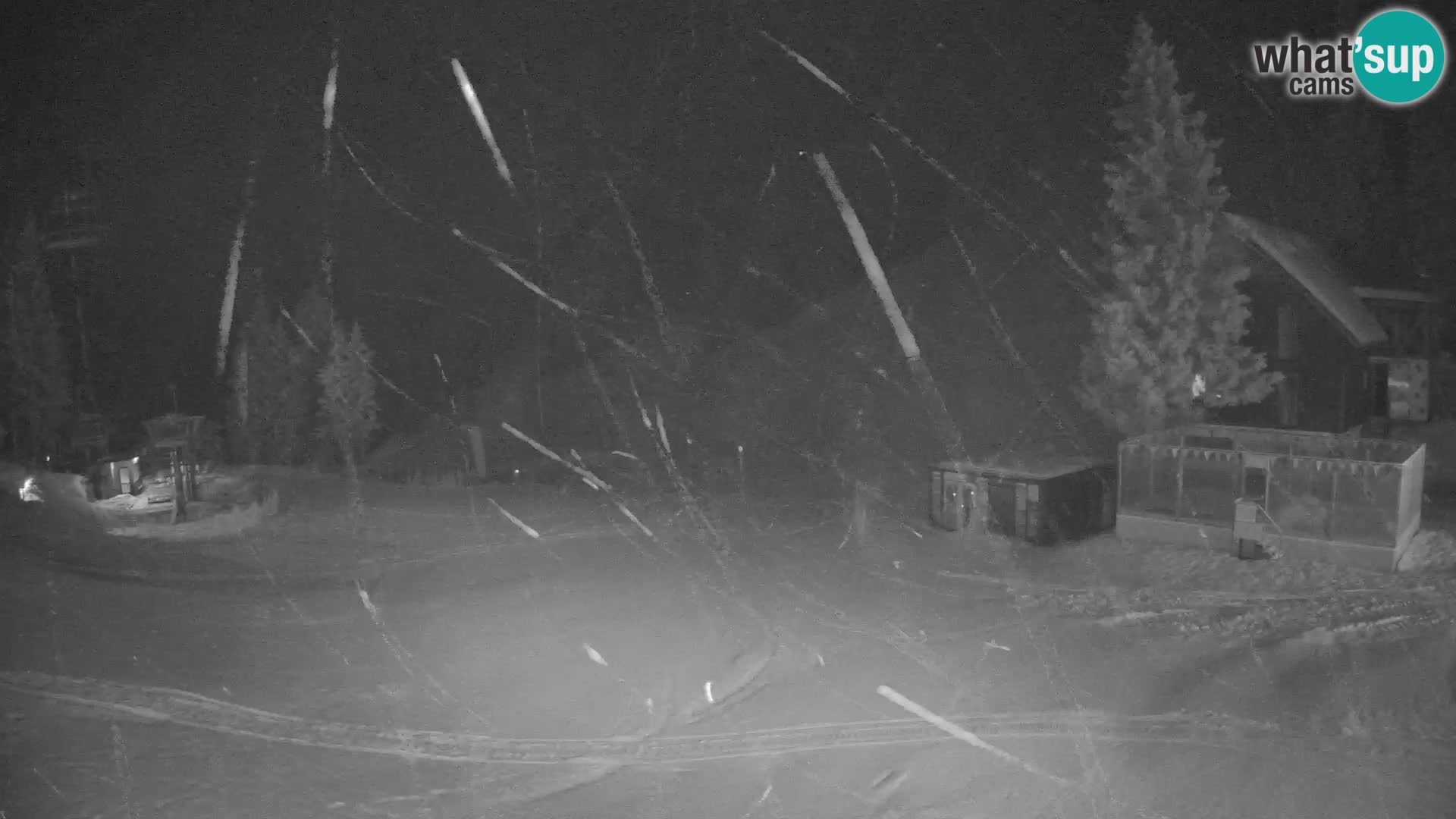 Spletna kamera smučišča GOLTE v živo – pogled na Medvedjak