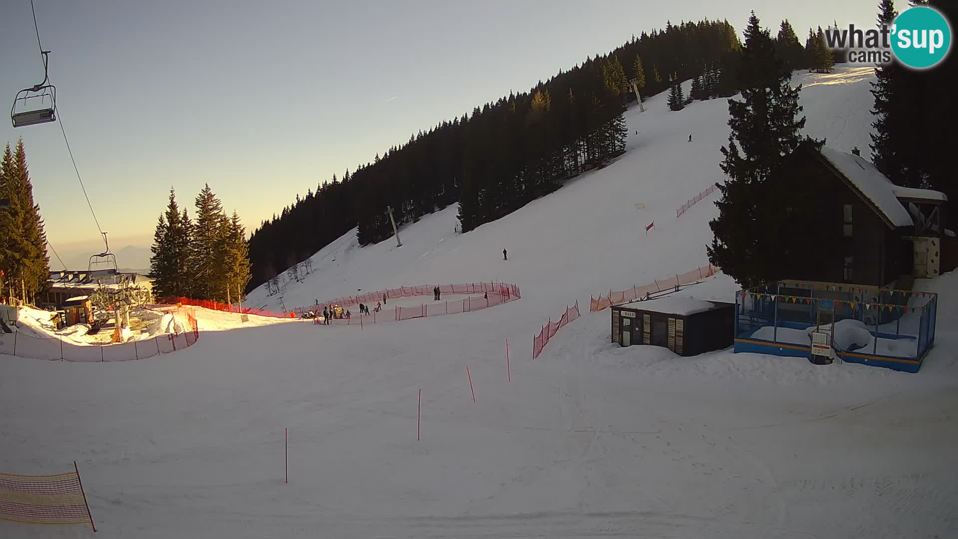 Cámara web en vivo de la estación de esquí GOLTE – vista a Medvedjak – Eslovenia