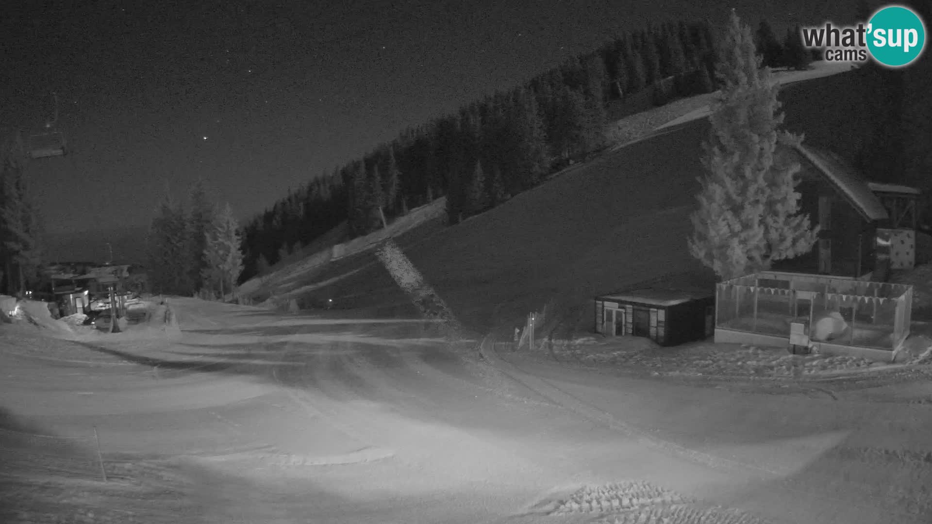 Spletna kamera smučišča GOLTE v živo – pogled na Medvedjak